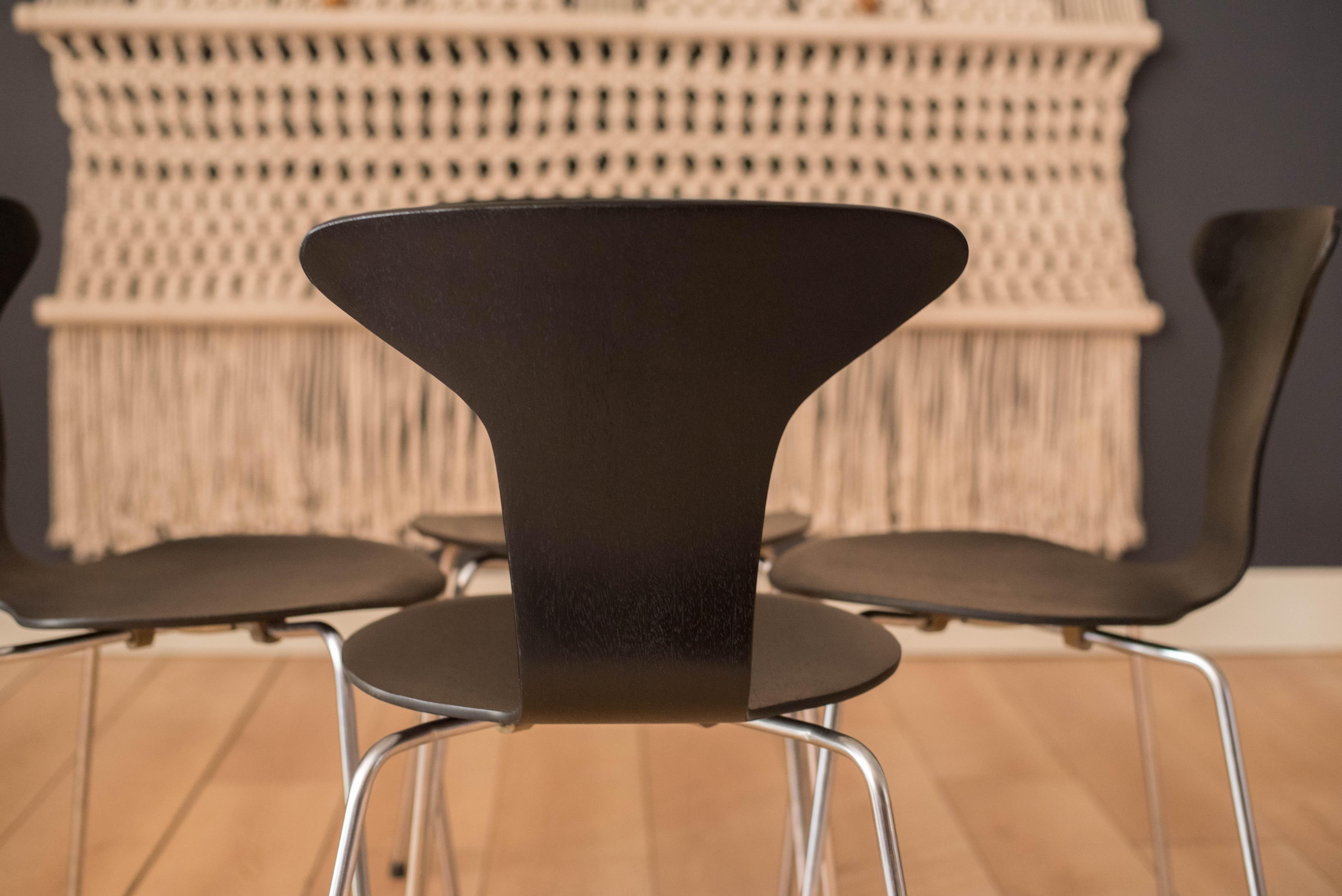 Scandinavian Modern Danish Mosquito Munkegård Dining Chairs by Arne Jacobsen