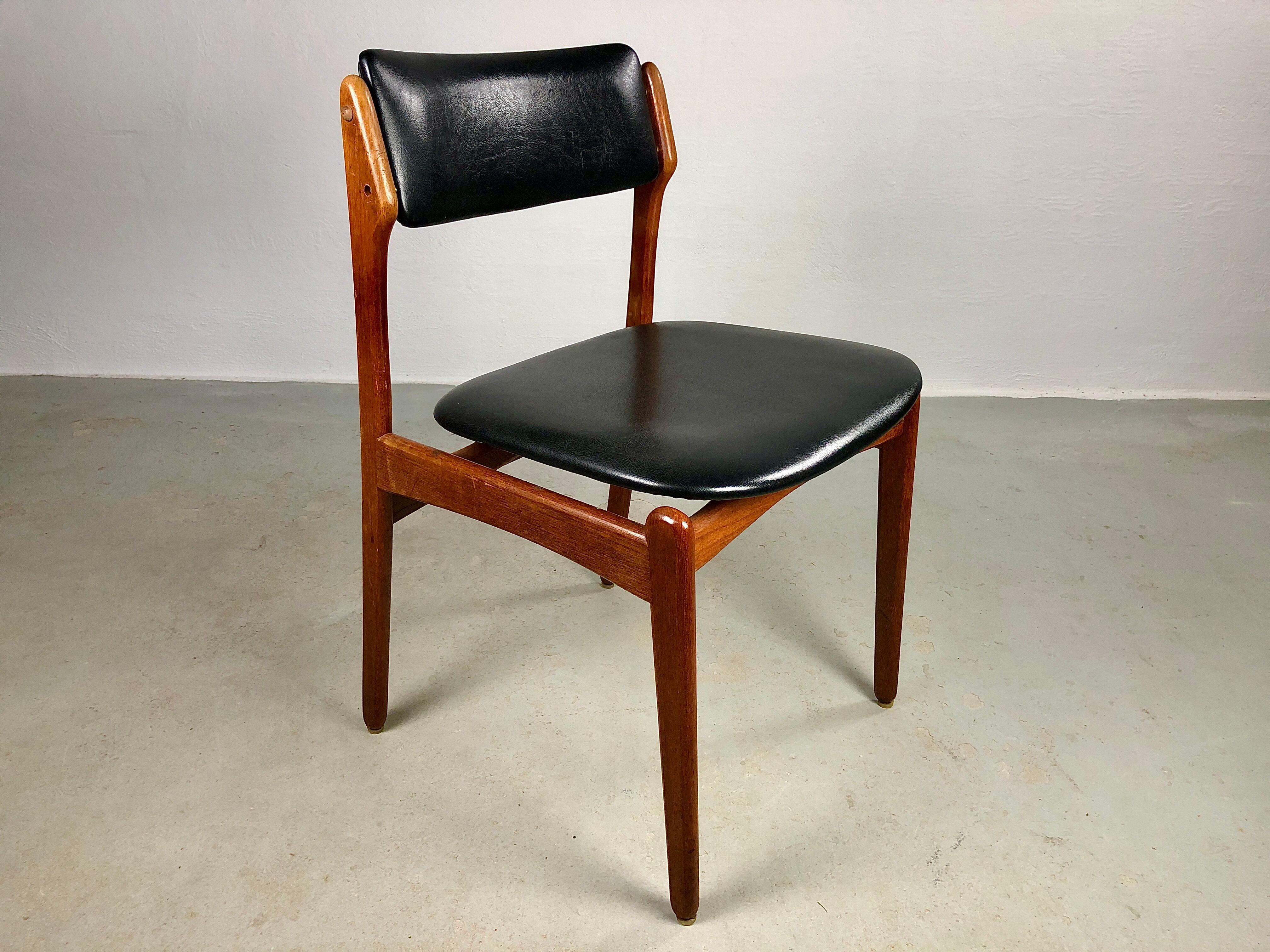 Danish Set of Six Fully Restored and Reupholstered Erik Buch Teak Dining Chairs For Sale 4