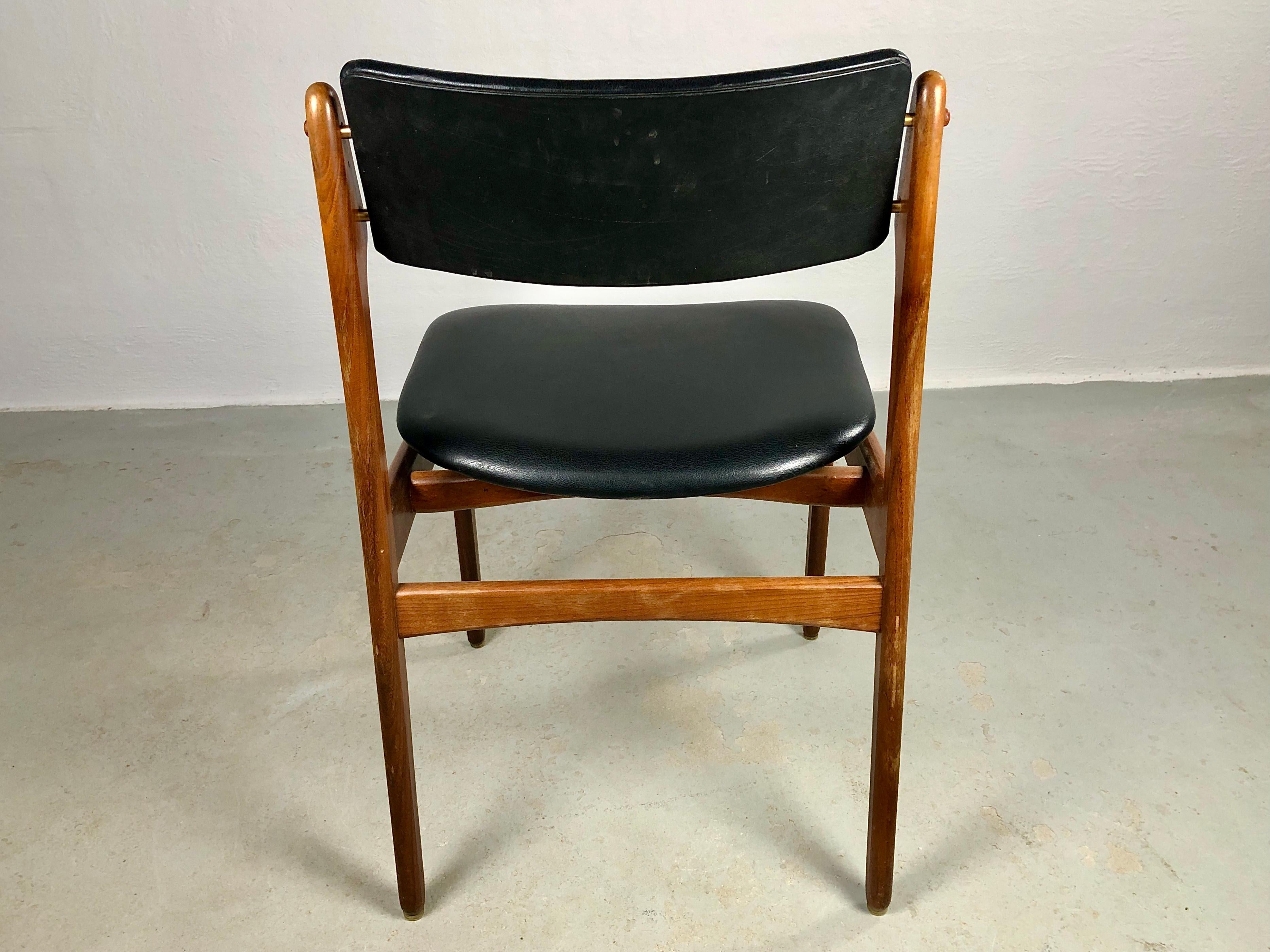 Danish Set of Six Fully Restored and Reupholstered Erik Buch Teak Dining Chairs For Sale 1