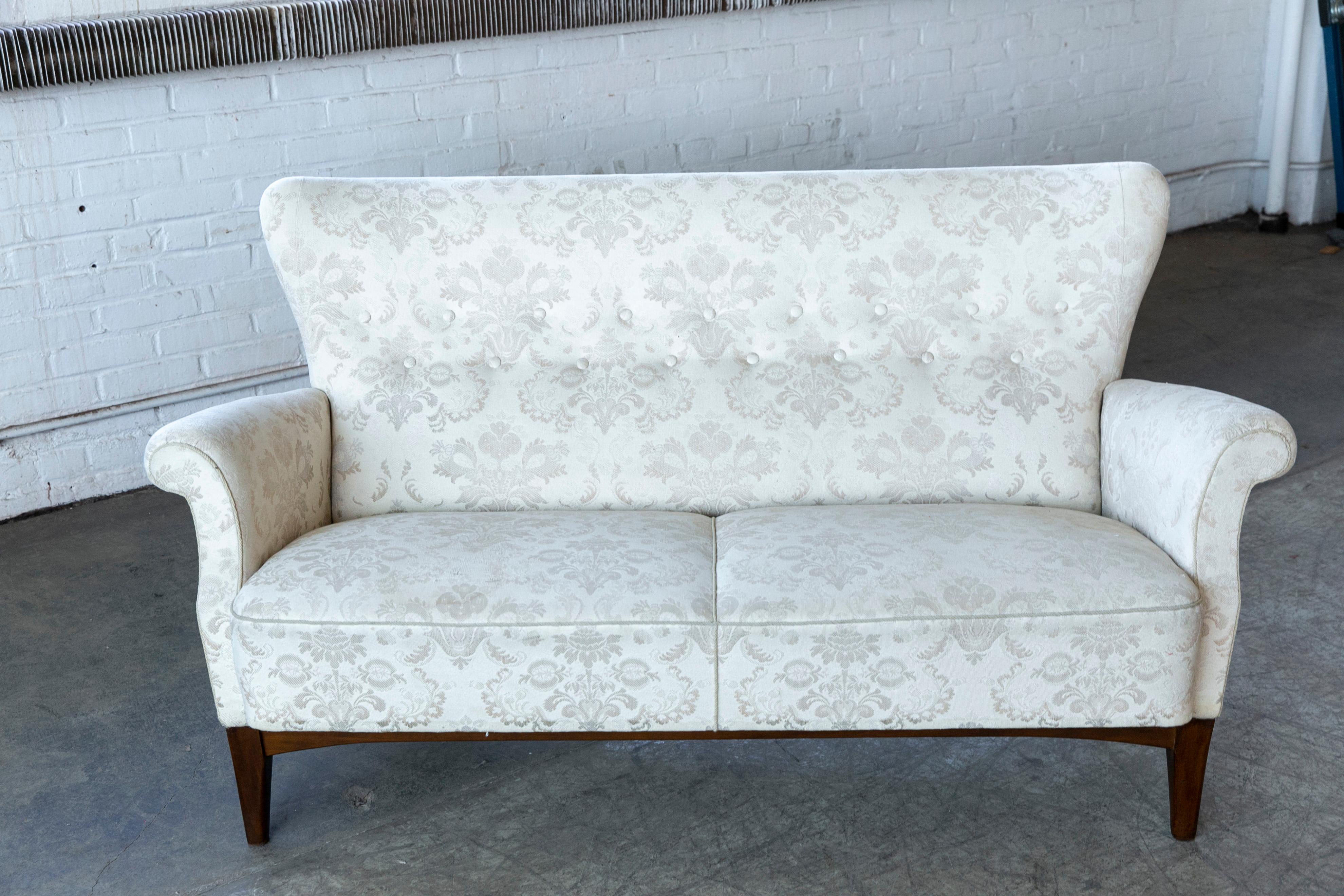  Dänische Couch aus der Mitte der 1950er Jahre in Buche und Wolle Fritz Hansen Modell 8112 (Mitte des 20. Jahrhunderts) im Angebot