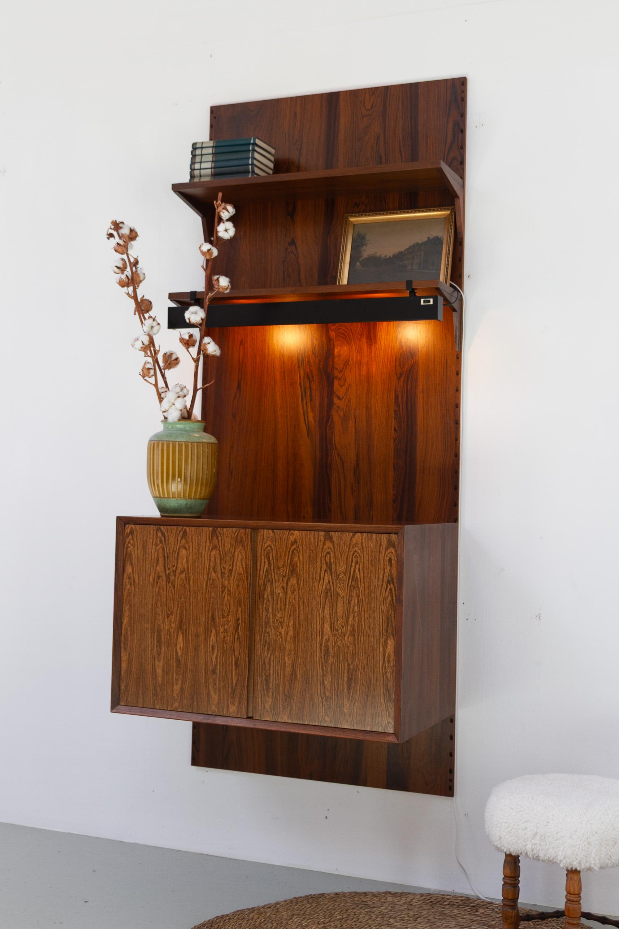 Lampada da scaffale danese di Poul Cadovius per Cado, 1960. in vendita 3