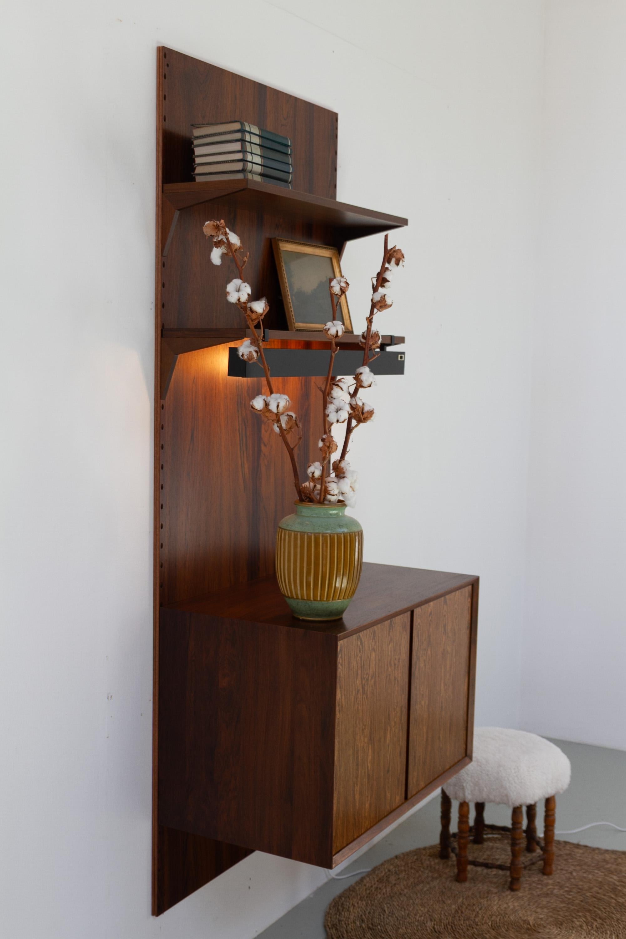 Lampada da scaffale danese di Poul Cadovius per Cado, 1960. in vendita 1