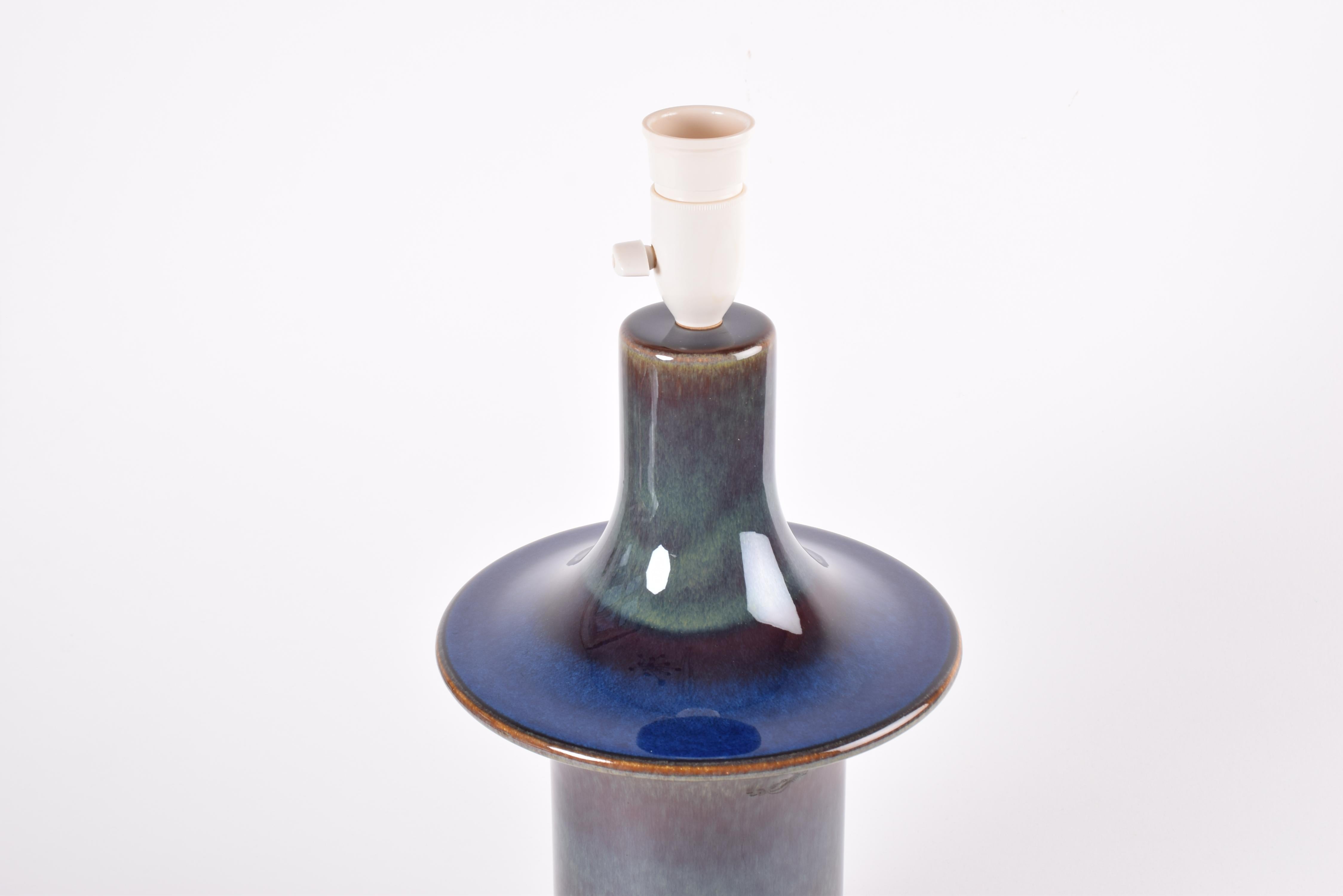 Lampe de table sculpturale danoise de Søholm en forme d'Ufo multicolore, Modern Light 1960s Bon état - En vente à Silkeborg, Silkeborg