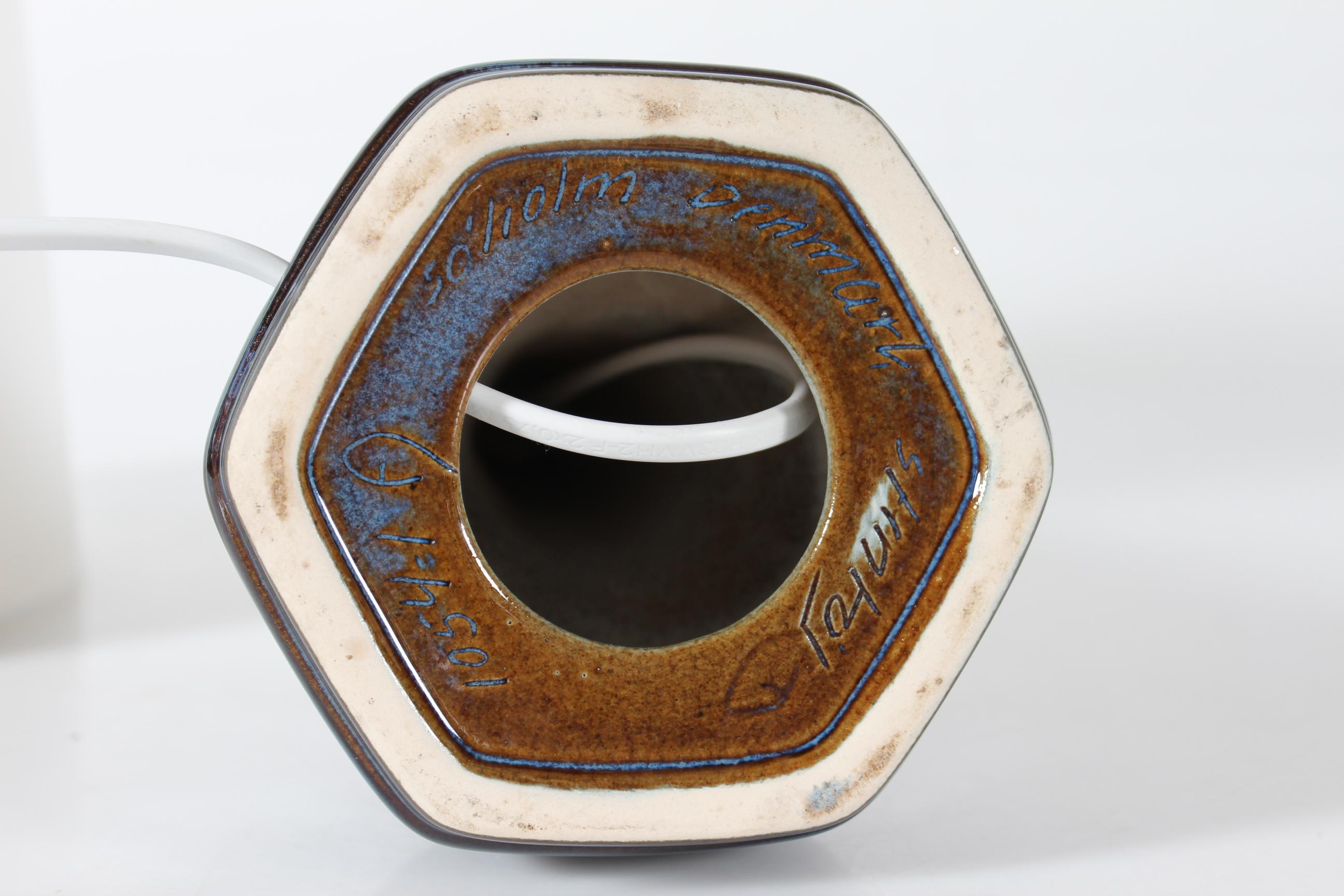 Pequeña lámpara de mesa danesa Søholm de Einar Johansen, esmalte azul Mediados de siglo en venta 3