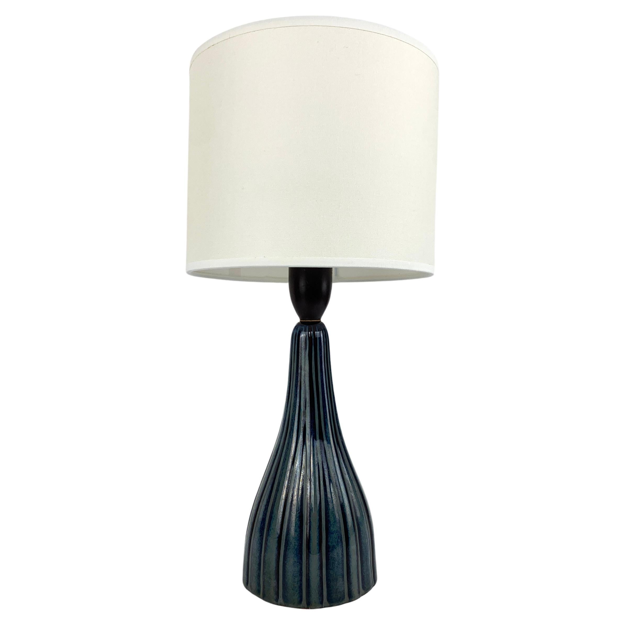 Dänische Søholm Stentøj Keramik Tischlampe blau Streifenmuster Mid-Century Modern im Angebot