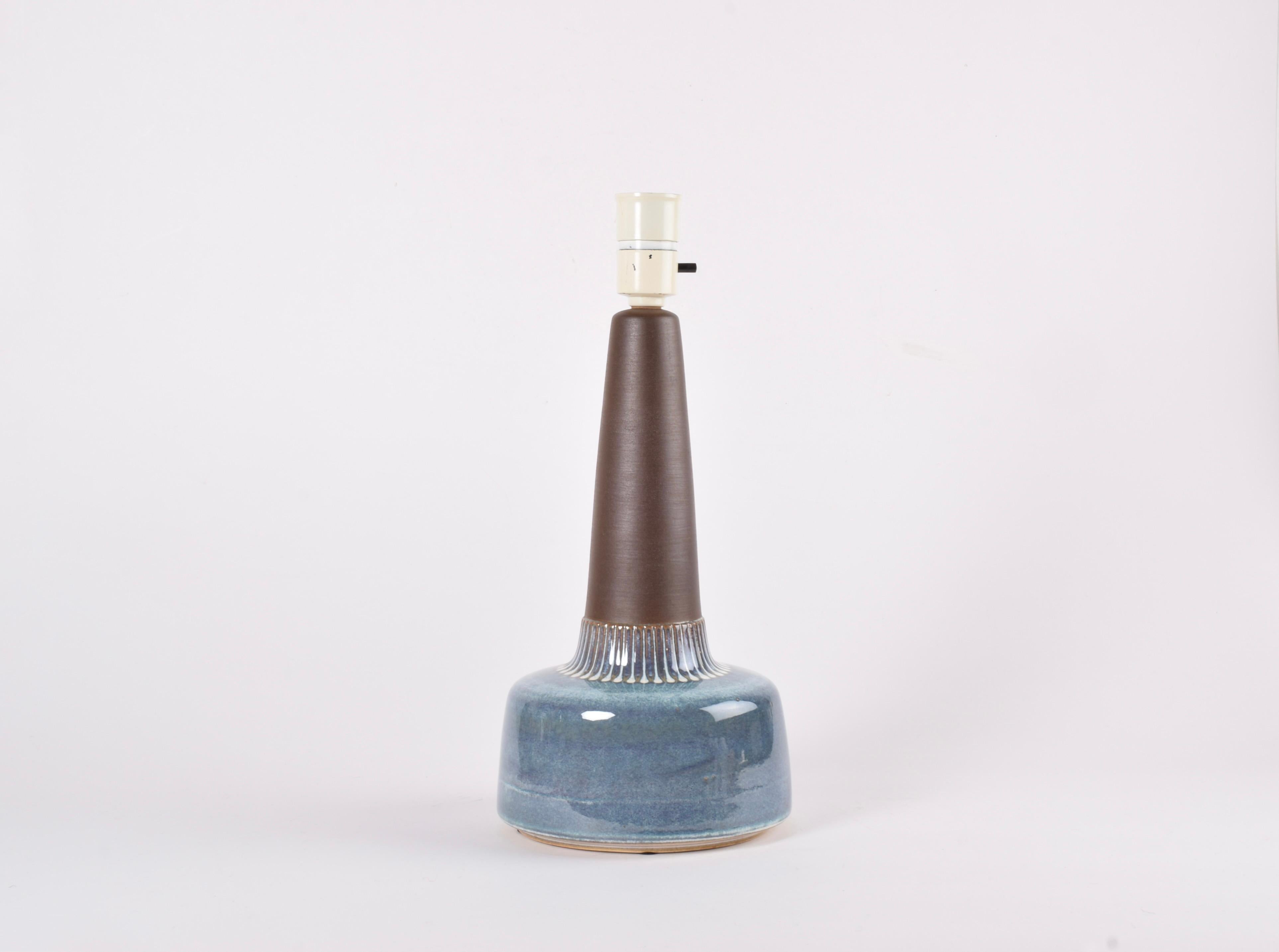 Ère spatiale Grande lampe de table danoise en céramique Søholm Brown Blue Beige par Einar Johansen, années 1960 en vente