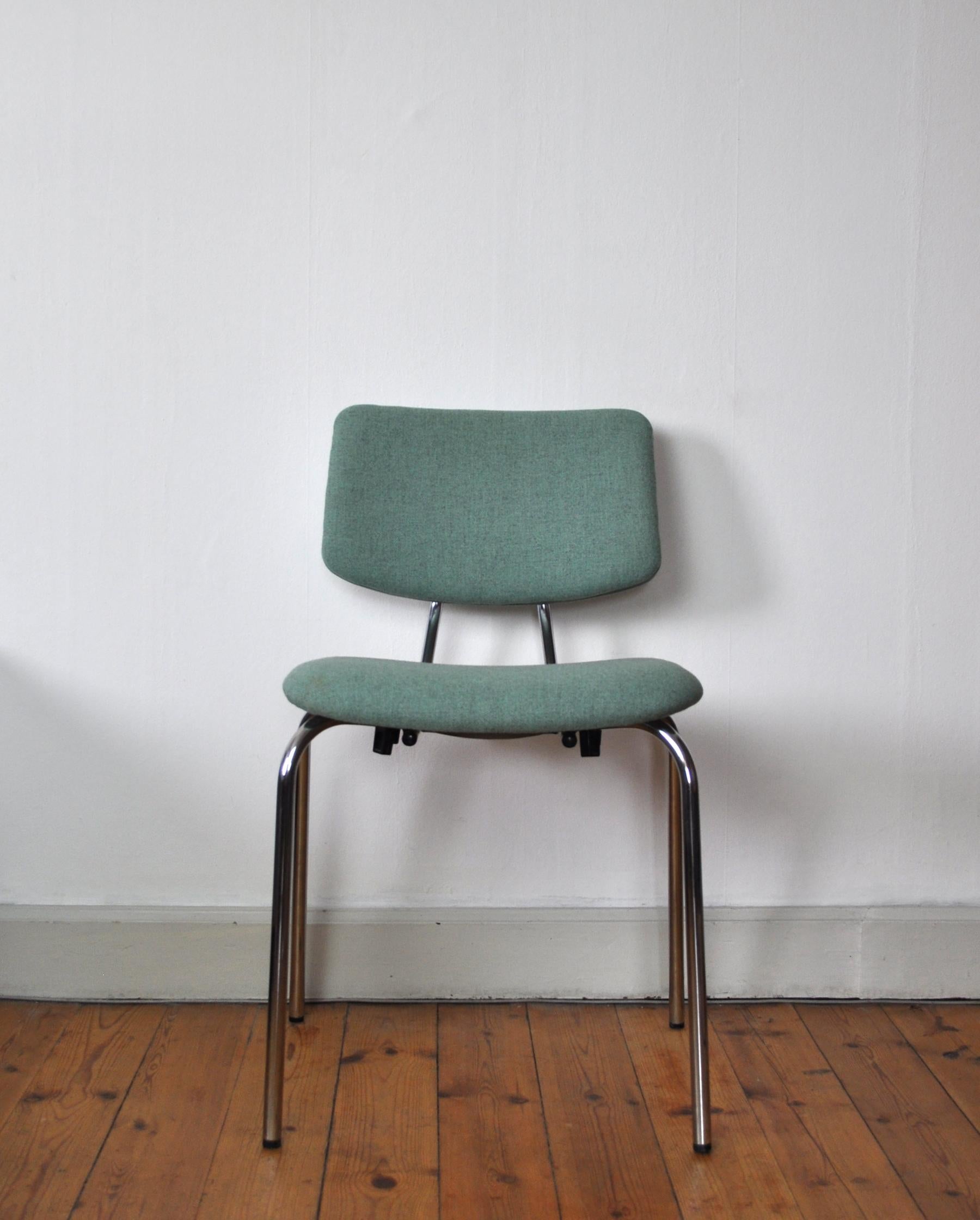 Danish Side Chair by Duba, Chromed Frame and New Kvadrat Upholstery In Good Condition In Vordingborg, DK