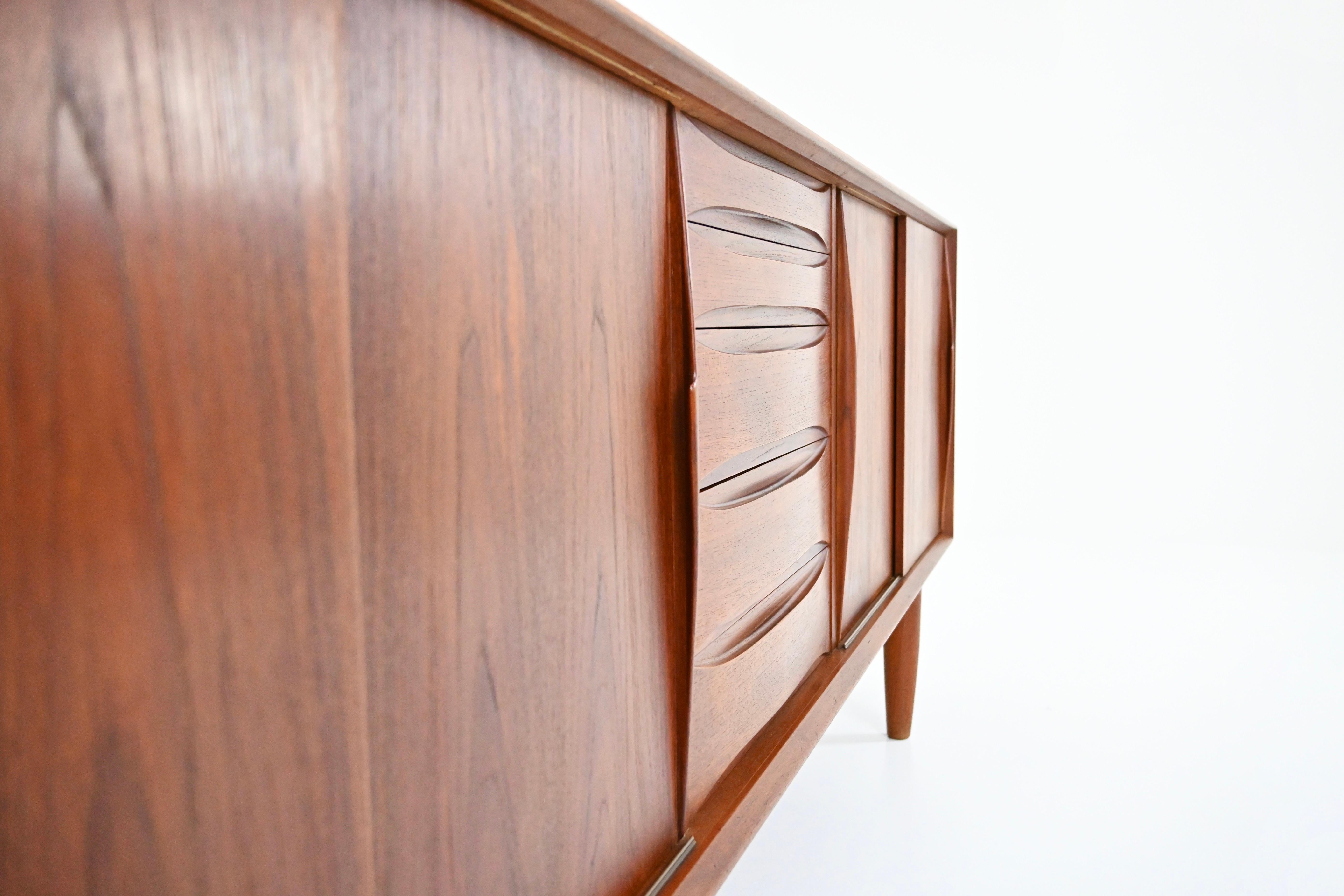 Danish Sideboard by Arne Vodder for Dyrlund, 1960s 4