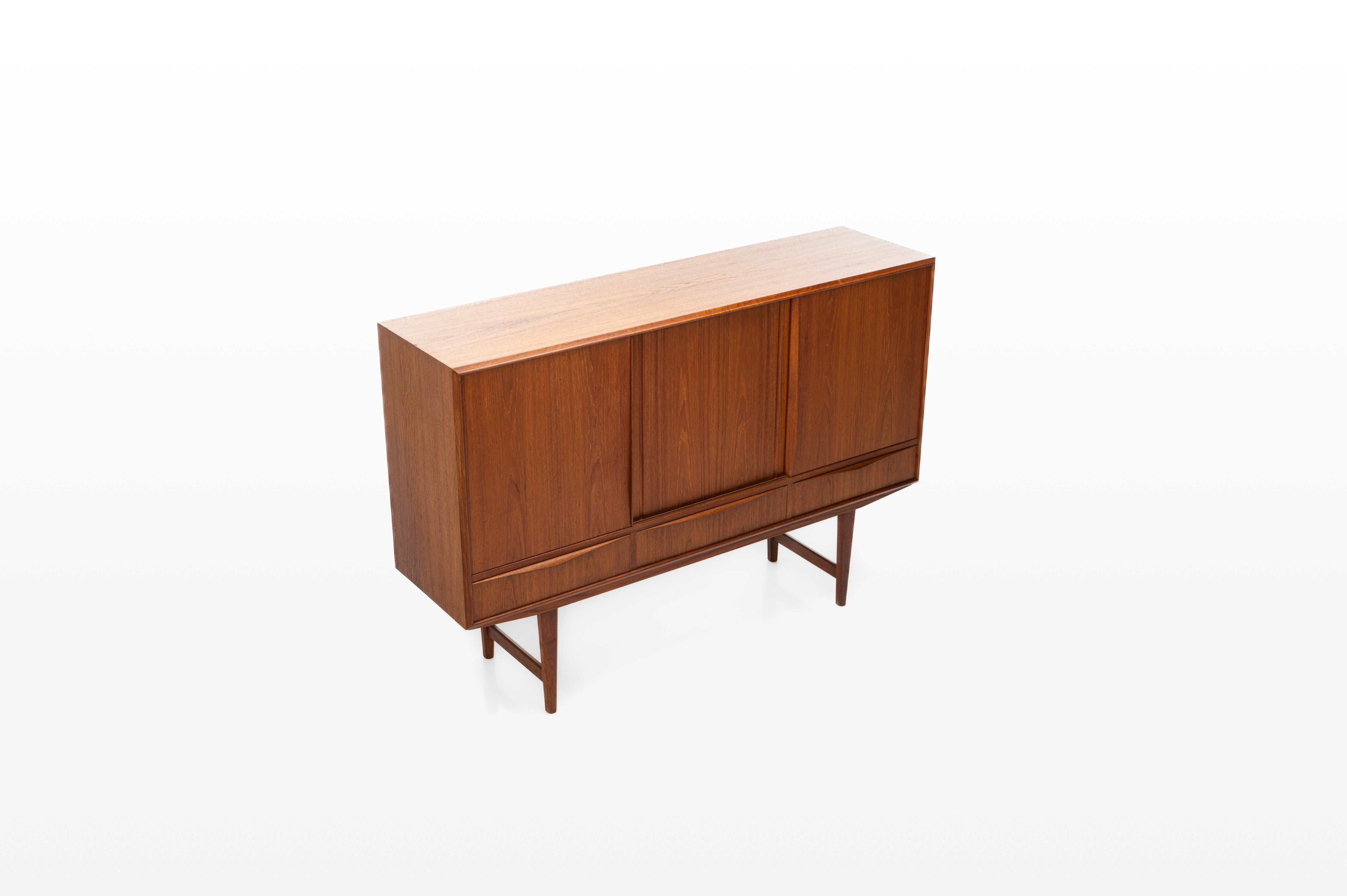 Danish Sideboard by EW Bach for Sejling Skabe, 1960s 5