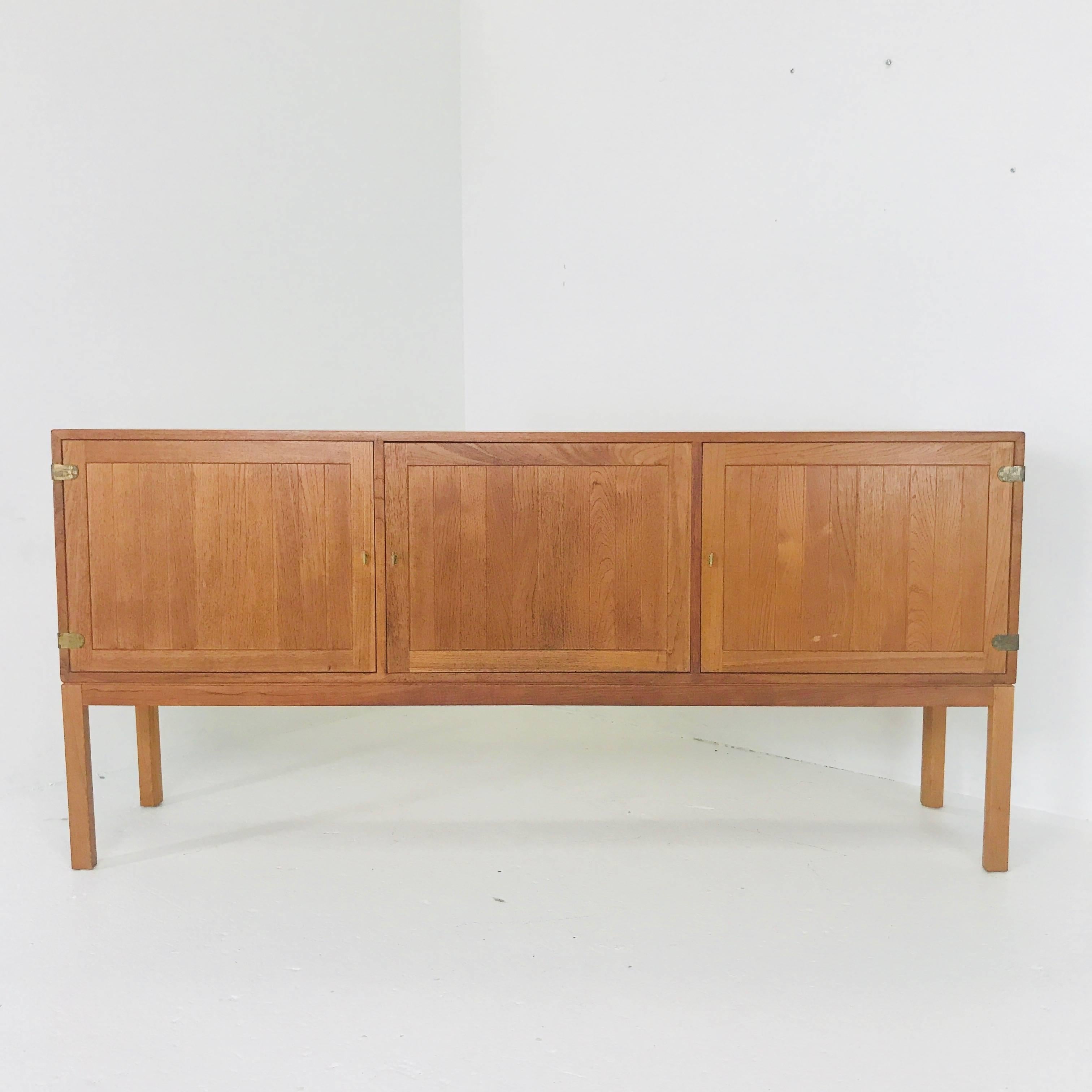Danish sideboard by Kurt Ostervig for Randers, circa 1960s. In good Vintage condition with wear due to use and age.

Dimensions:
74