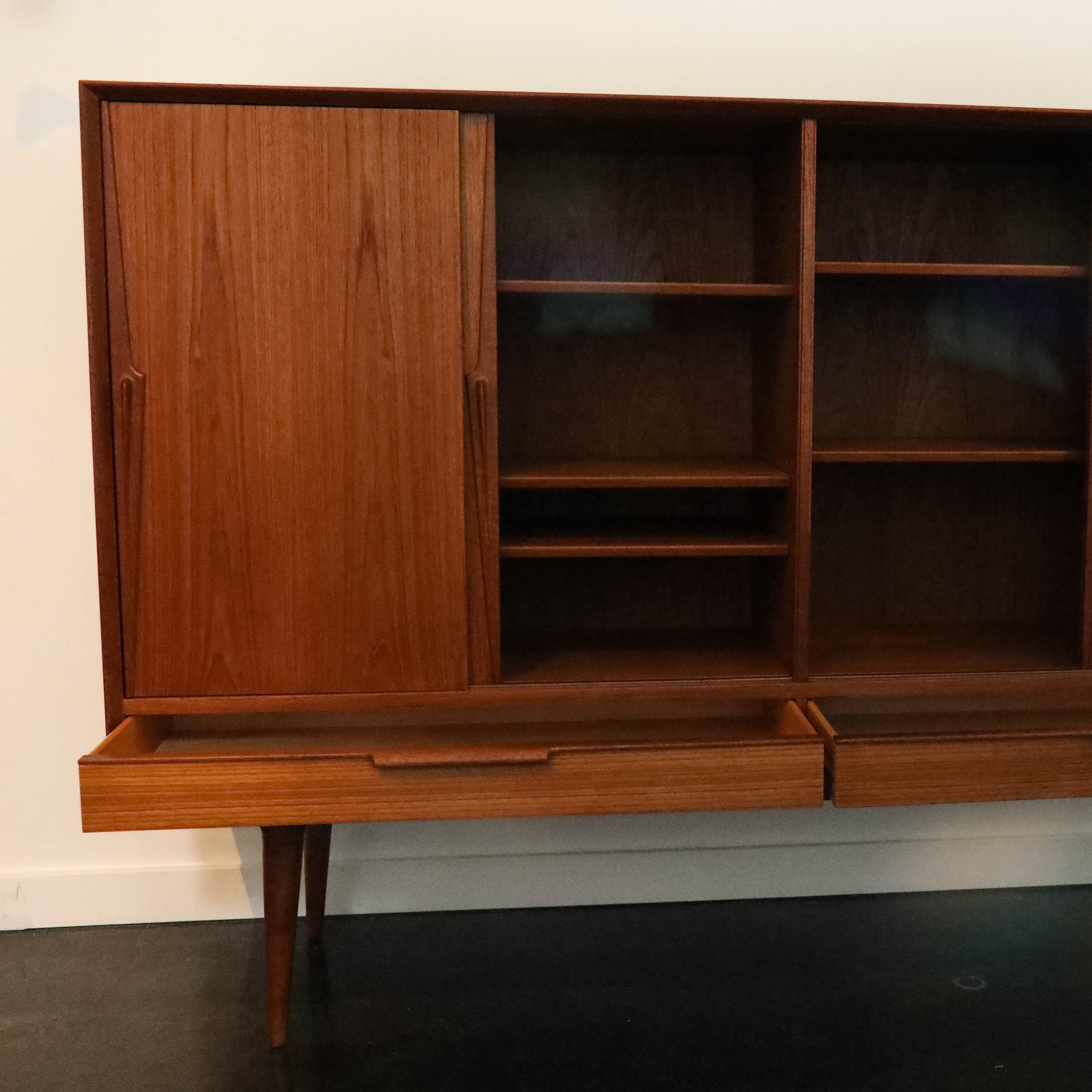Dänisches Sideboard von Omann Jun Verkaufspreis (Moderne der Mitte des Jahrhunderts) im Angebot