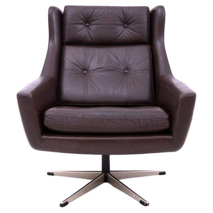Danish "Siesta" Armchair, Erhardsen and Andersen, Denmark. For Sale