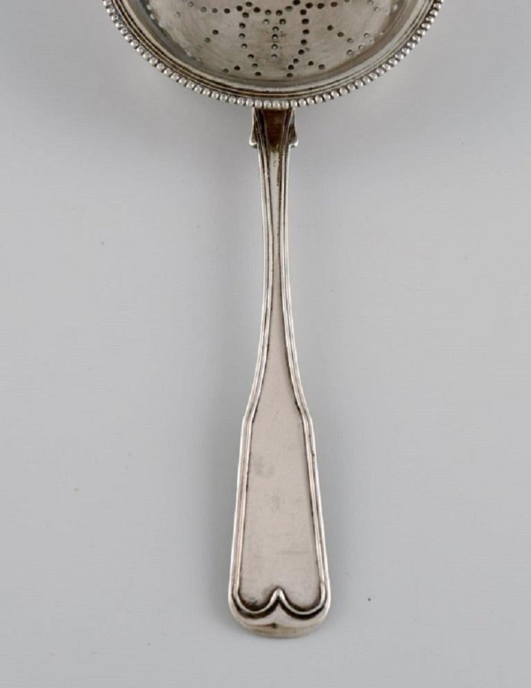 Danish Silversmith, Antique Silver Tea Strainer, Dated 1852 In Excellent Condition For Sale In Copenhagen, DK