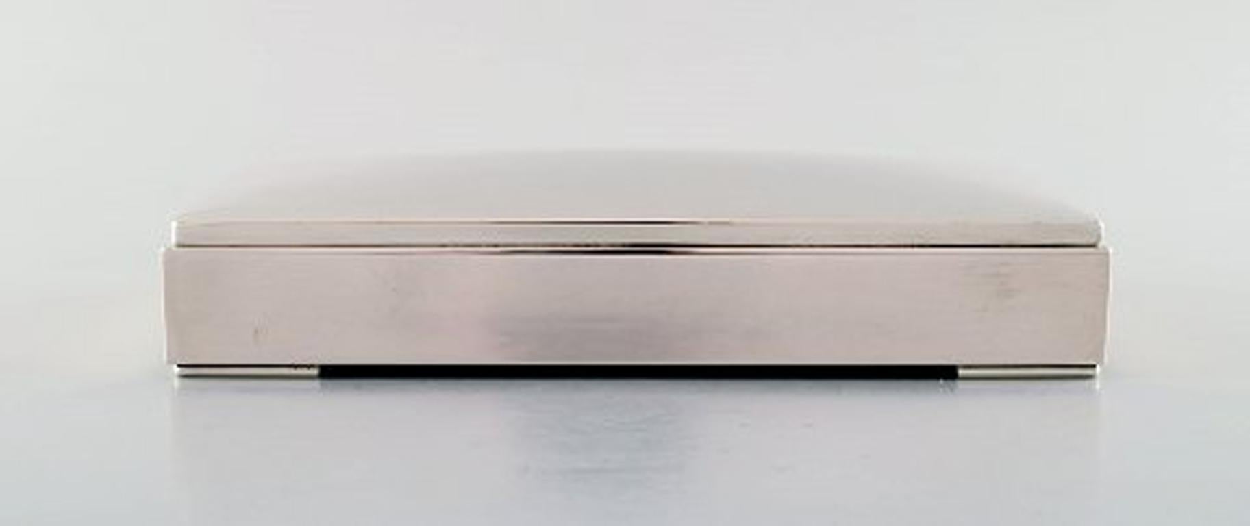 Danish Silversmith, Art Deco Jewelry Box in Silver with Cedar Inlay In Good Condition In Copenhagen, DK