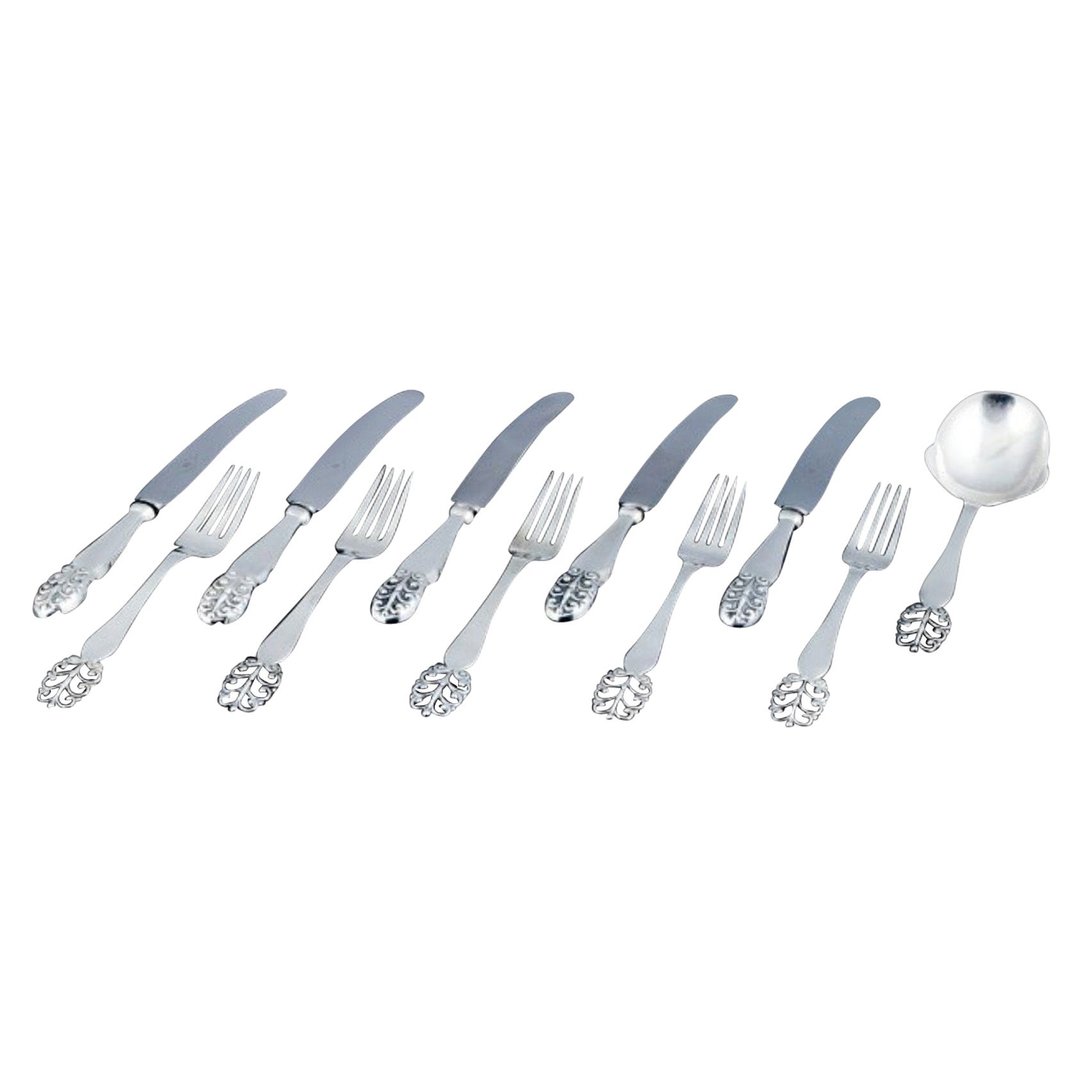 Dänisches Silberschmied, Tafelservice für fünf Personen. Dänisch 830 Silber.