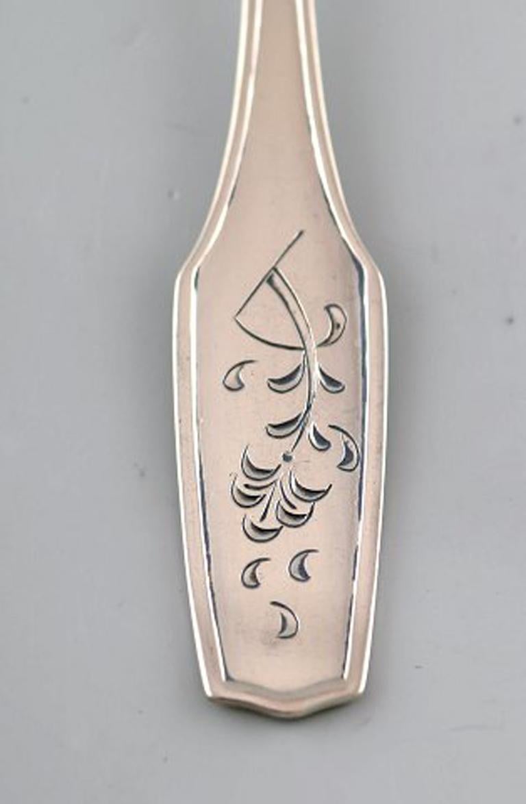 Art déco Orfèvre danois, ensemble de 4 fourchettes à gâteaux en argent, 1930 en vente