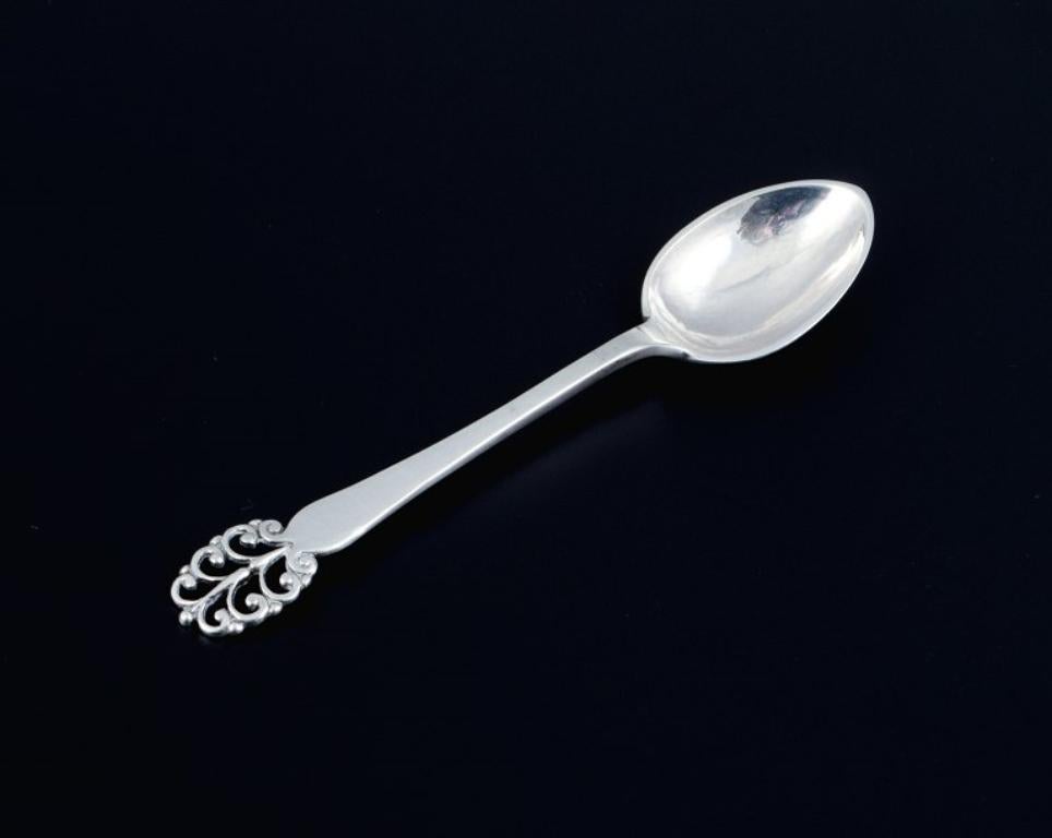 Danish Silversmith, Twelve Coffee Spoons. Danish 830 Silver. 1930/40s.  In Excellent Condition For Sale In Copenhagen, DK