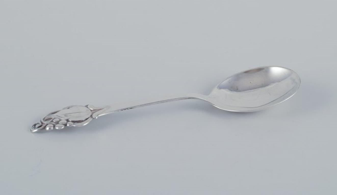Danish silversmiths, Cohr, Heimbürger, and others. 
Set of four jam spoons in 830 silver, featuring different designs.
From 1920-1940s.
In perfect condition.
Various dimensions: 11.2 - 13.8 cm.