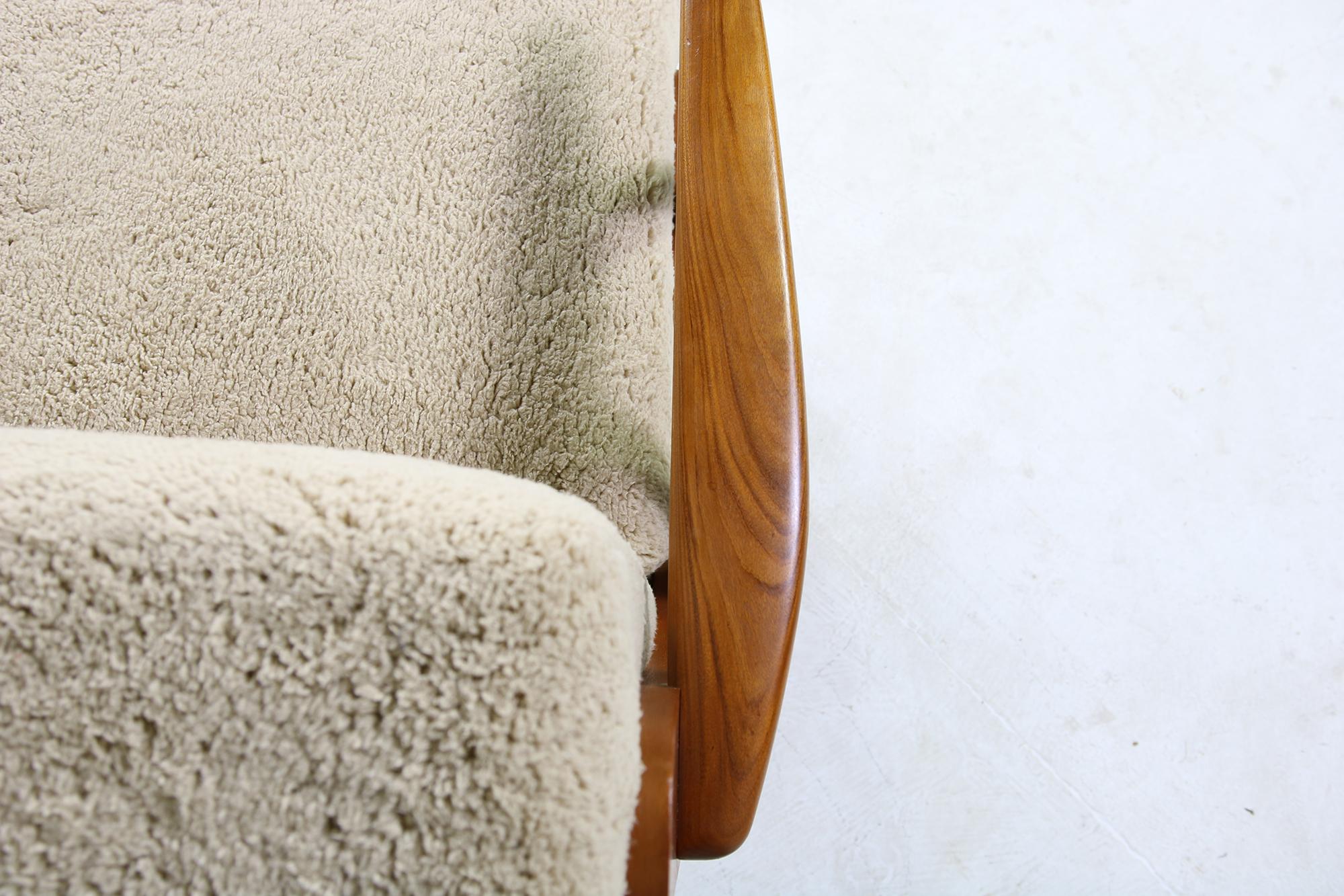 Danish Sofa, 1950s Extendable Daybed, Pine & Beechwood, Faux Fur Sheepskin Teak 3