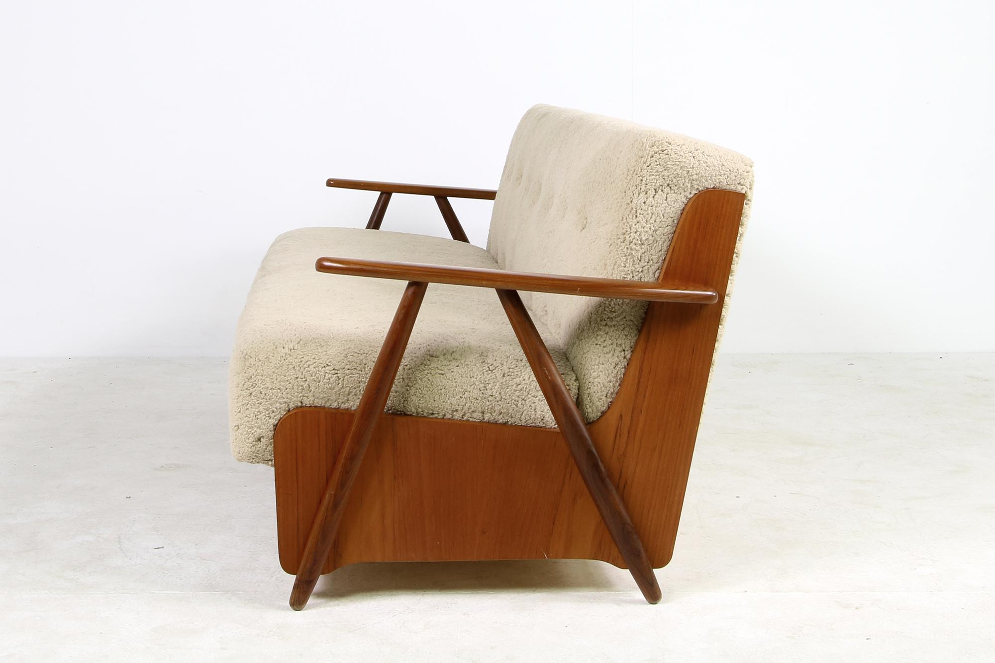 Mid-Century Modern Danish Sofa, 1950s Extendable Daybed, Pine & Beechwood, Faux Fur Sheepskin Teak