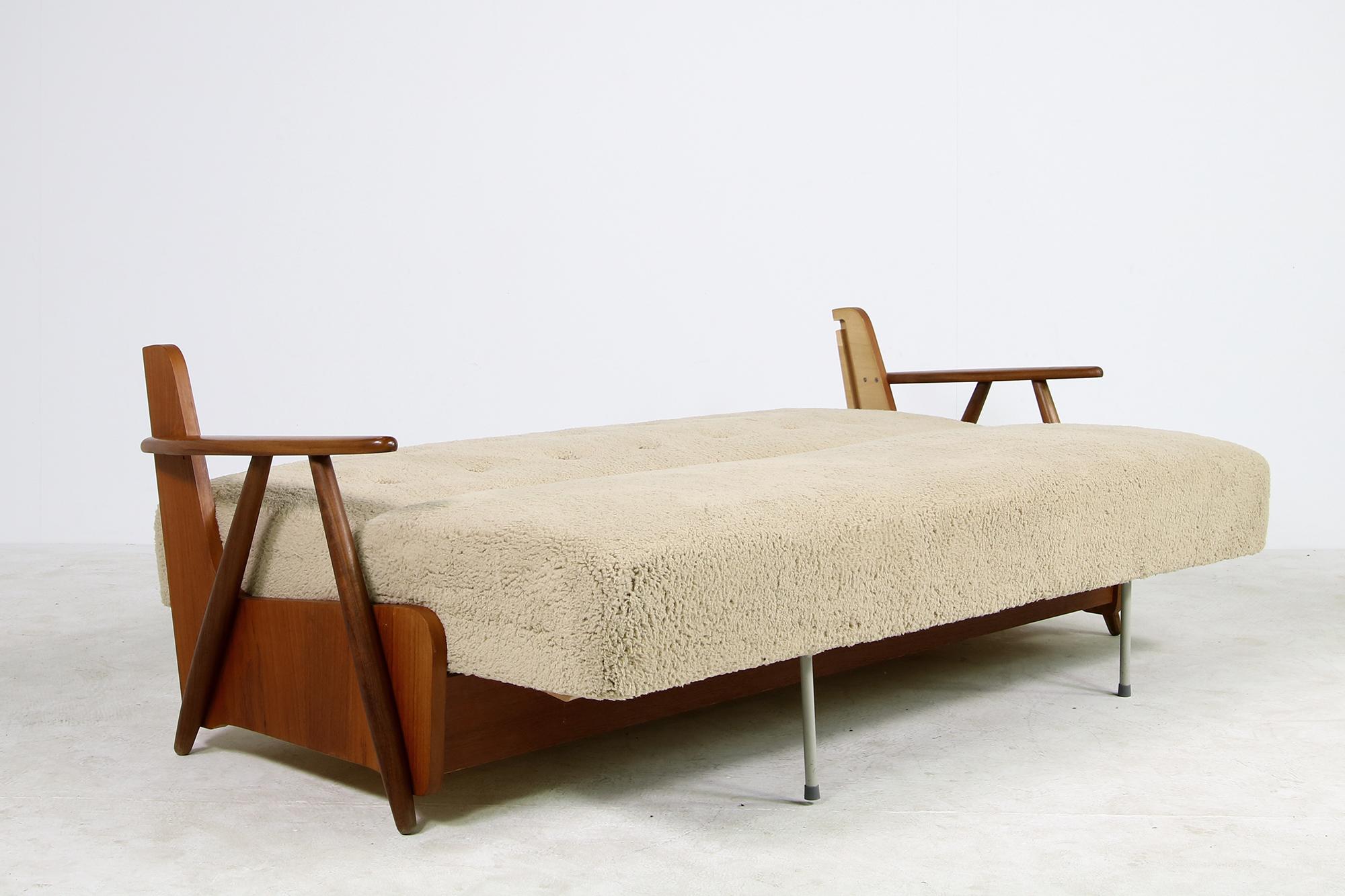 Danish Sofa, 1950s Extendable Daybed, Pine & Beechwood, Faux Fur Sheepskin Teak 2