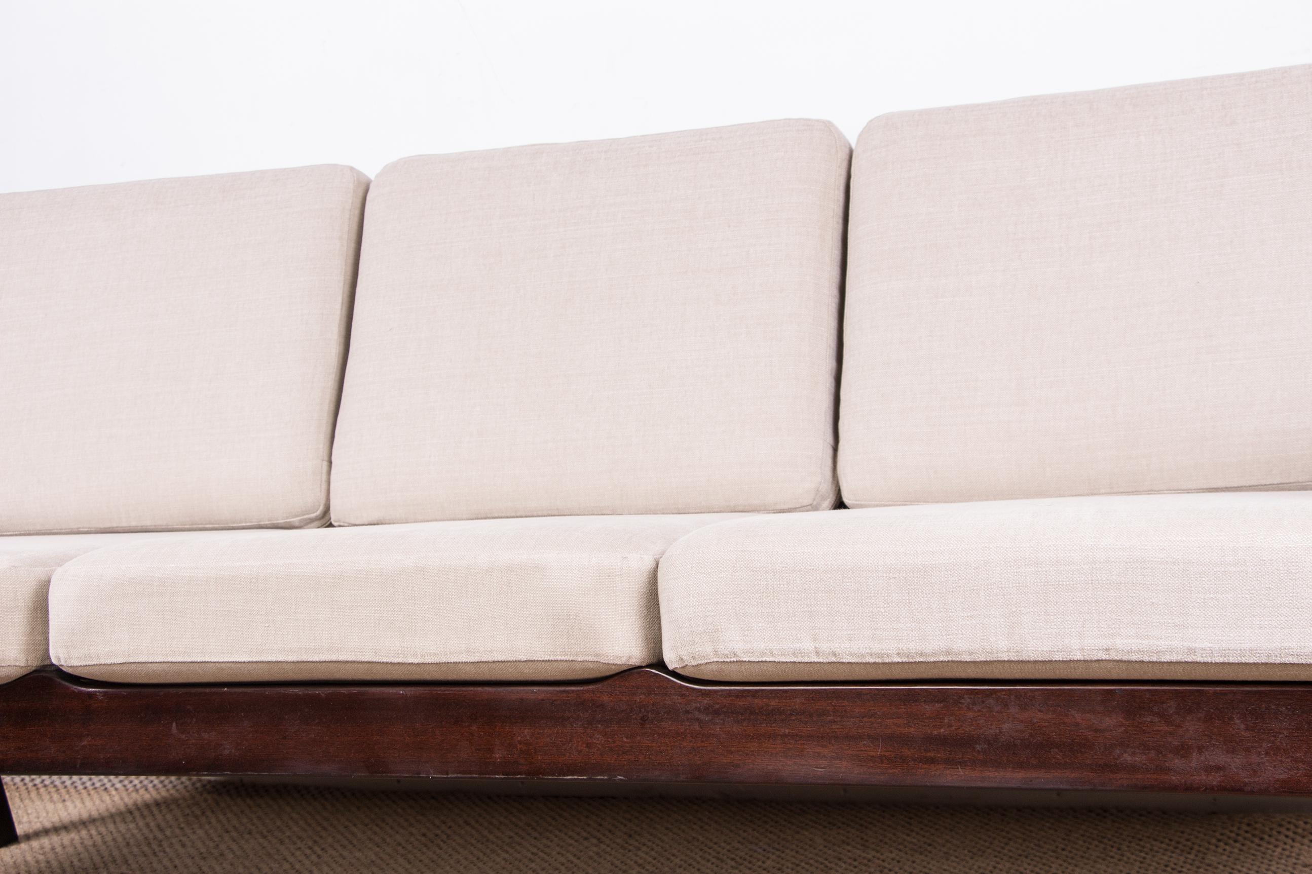 Danish Sofa, 3 Seats, Senator Model in Mahogany and New Fabric by Ole Wanscher For Sale 2