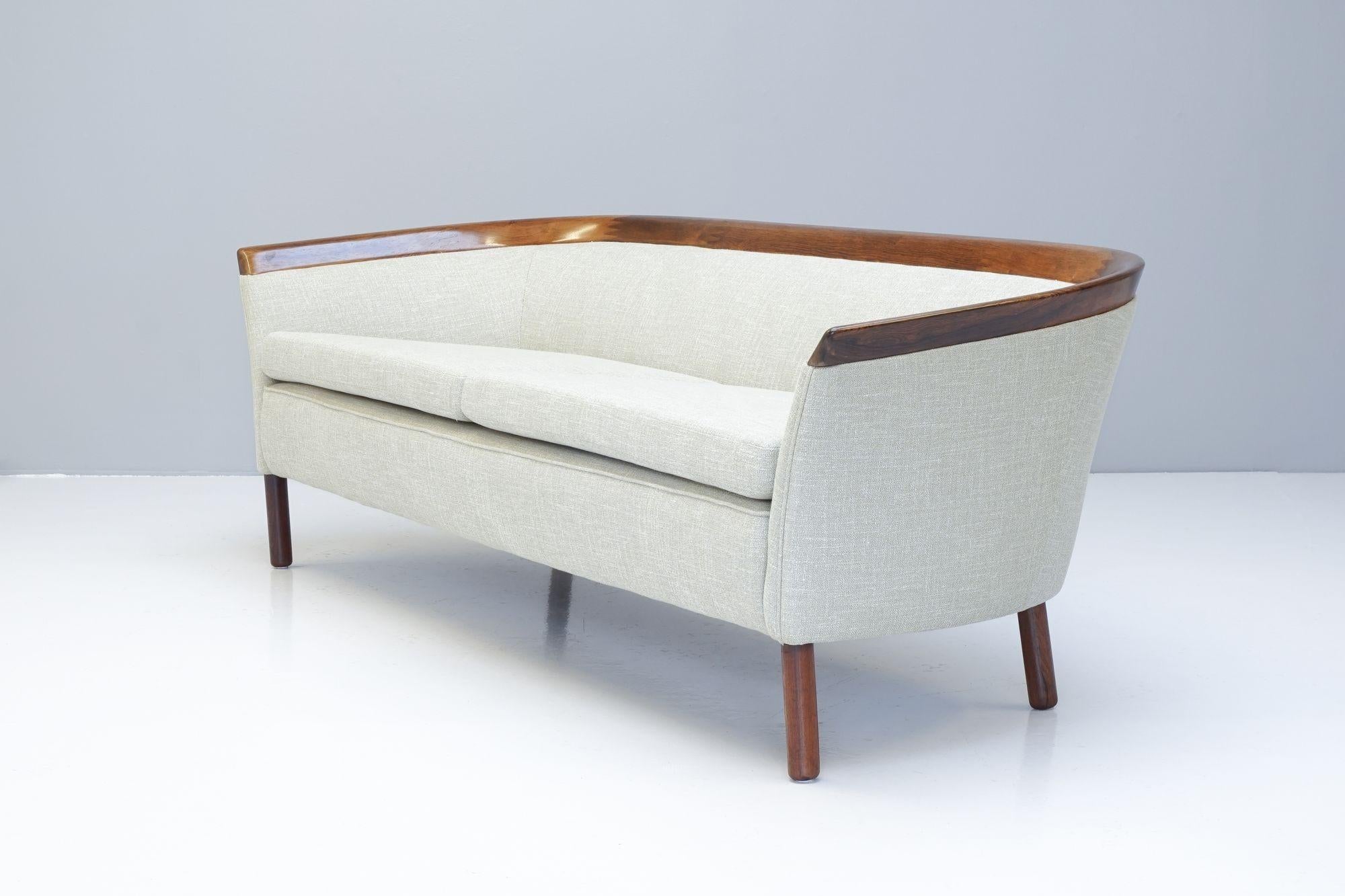 Milieu du XXe siècle Canapé et chaise danois en vente