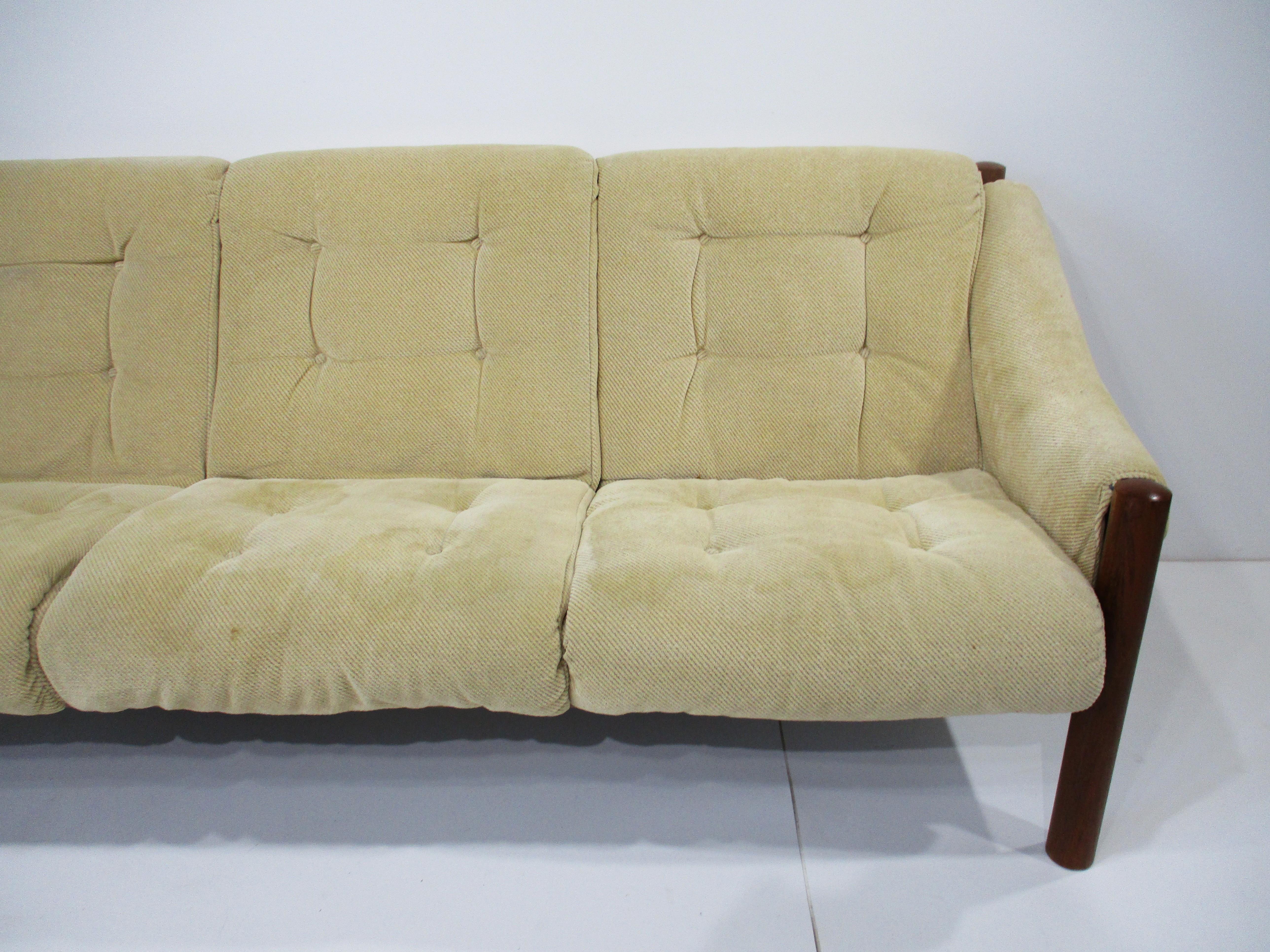 Canapé danois Domino Mobler Denmark dans le style de H.P. Hansen Bon état - En vente à Cincinnati, OH