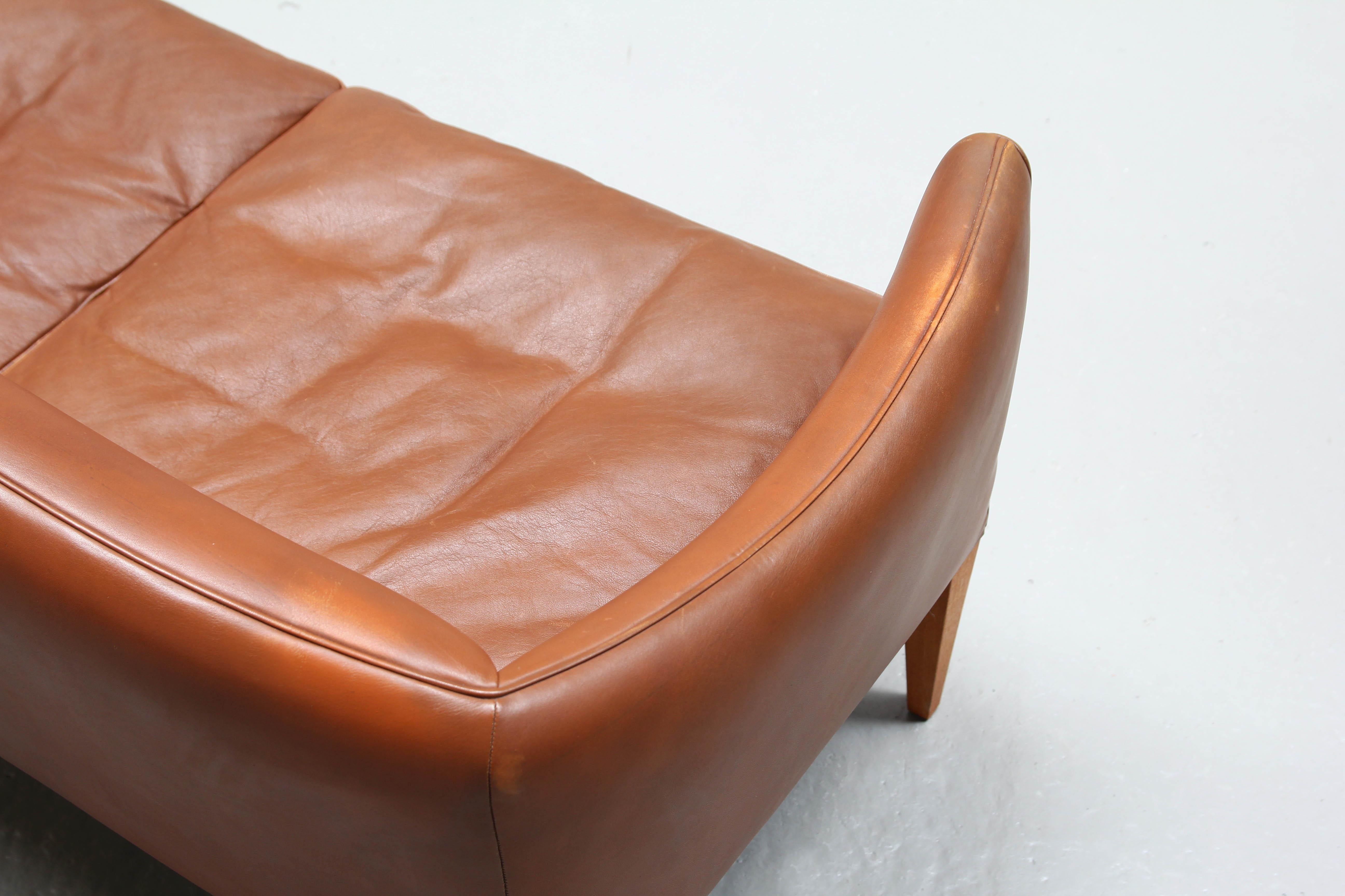 Danish Sofa by Illum Wikkelsø for Holger Christiansen, Denmark, 1960s Leather For Sale 2