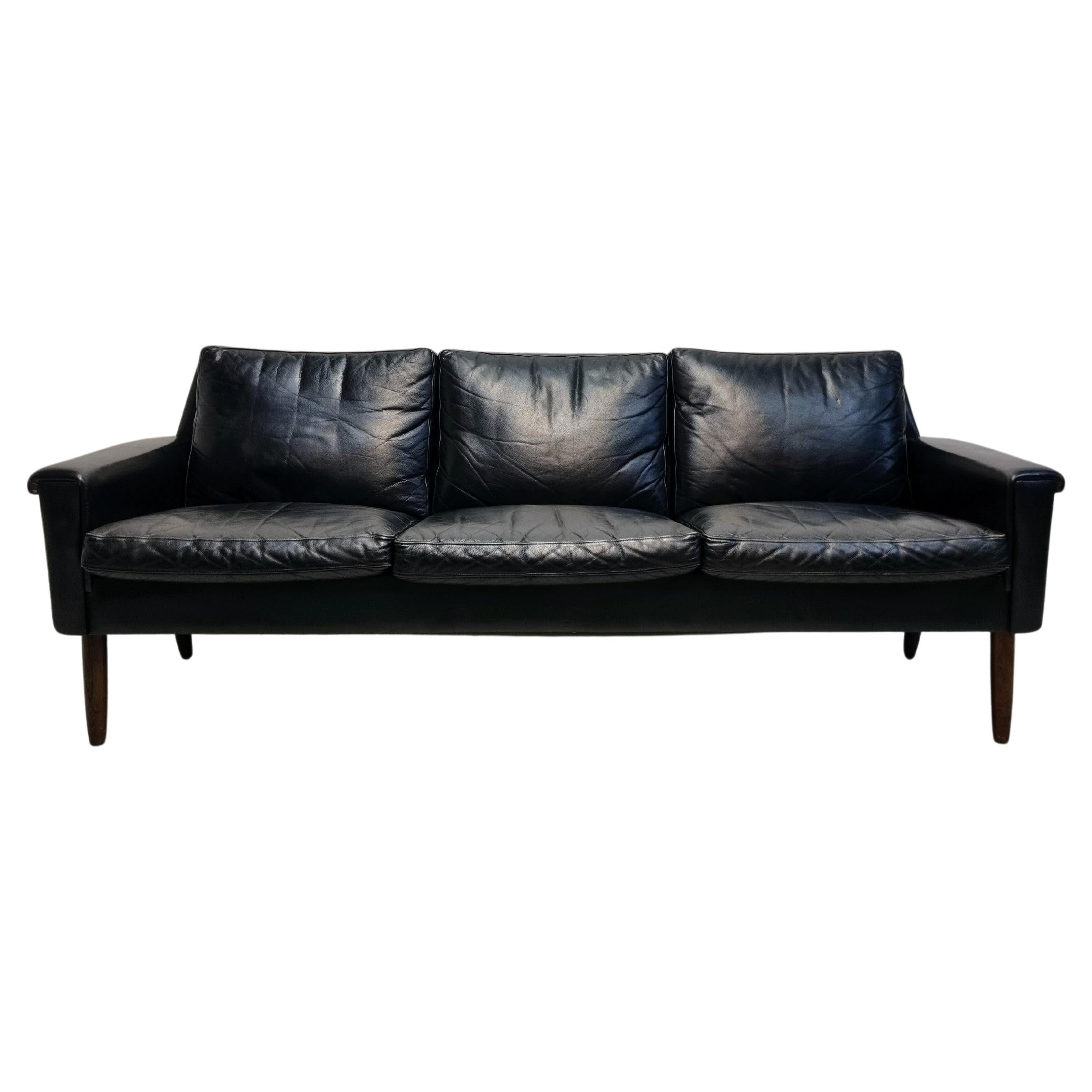 Dänisches Sofa aus schwarzem Leder  im Angebot