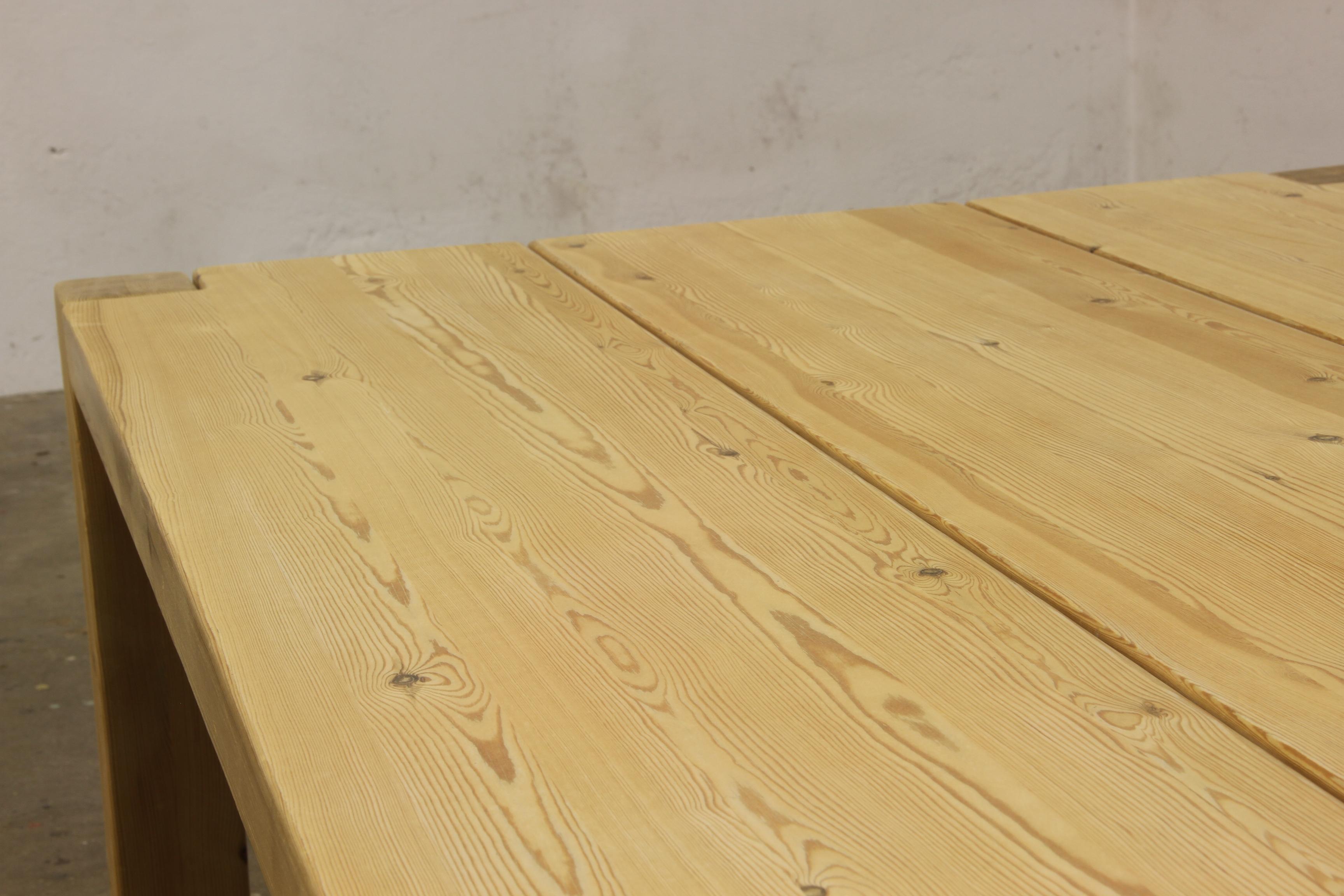 Table basse danoise en pin massif des années 1970/80 en vente 3