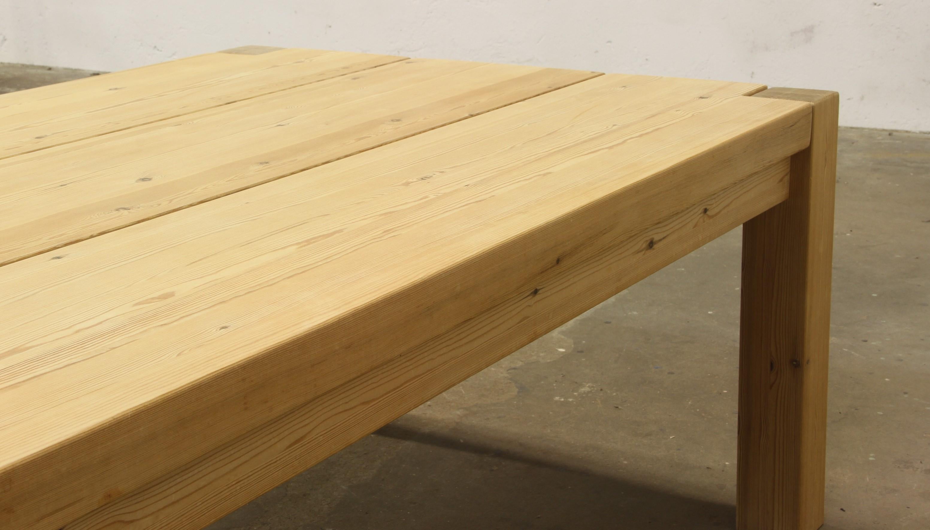 Table basse danoise en pin massif des années 1970/80 en vente 6