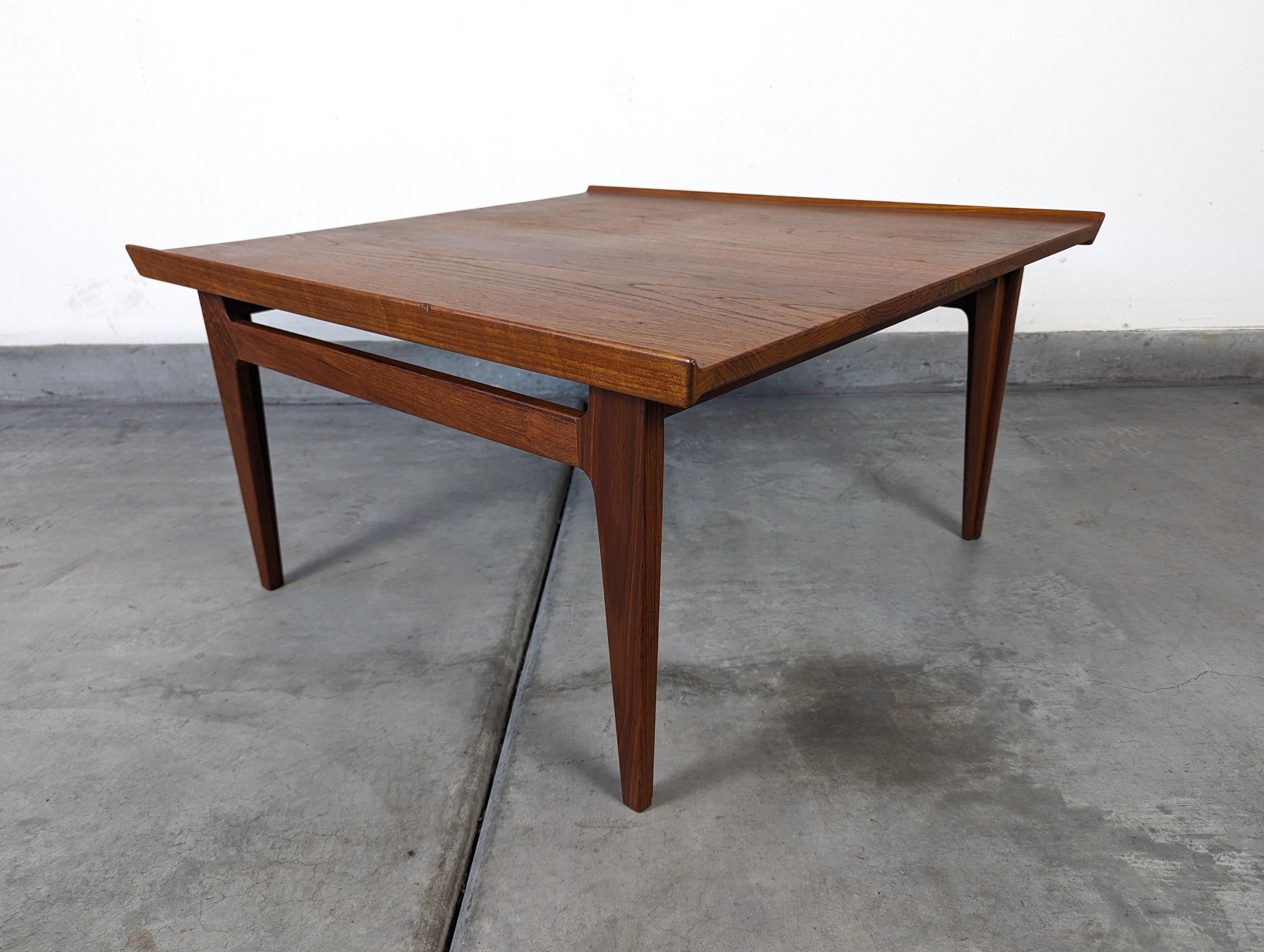 Mid-Century Modern Danish Solid Teak Mid Century Coffee Table by Finn Juhl for France & Søn, c1950s For Sale
