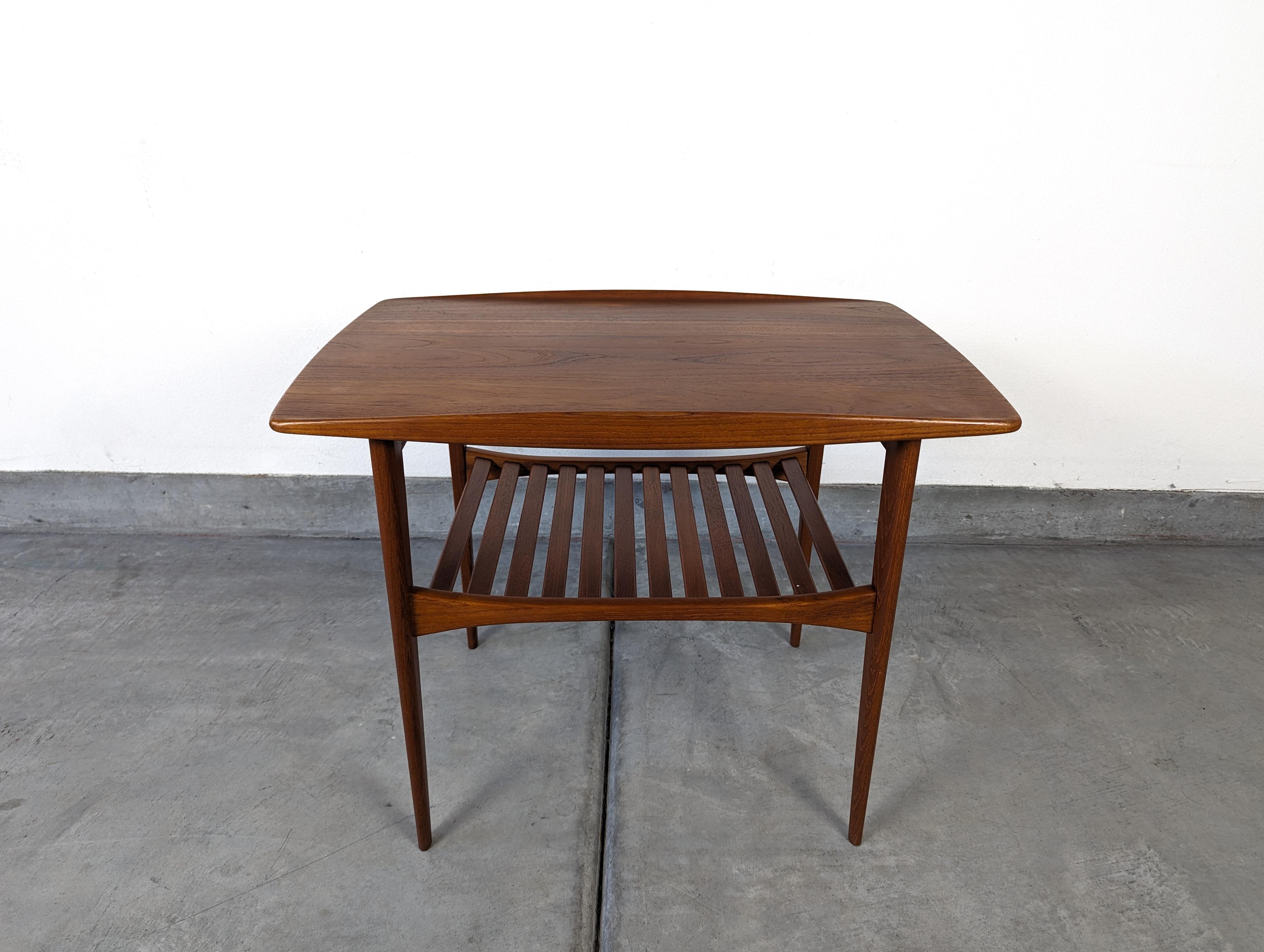 Danish Solid Teak Mid Century Side Table by Finn Juhl for France & Søn, c1950s For Sale 1