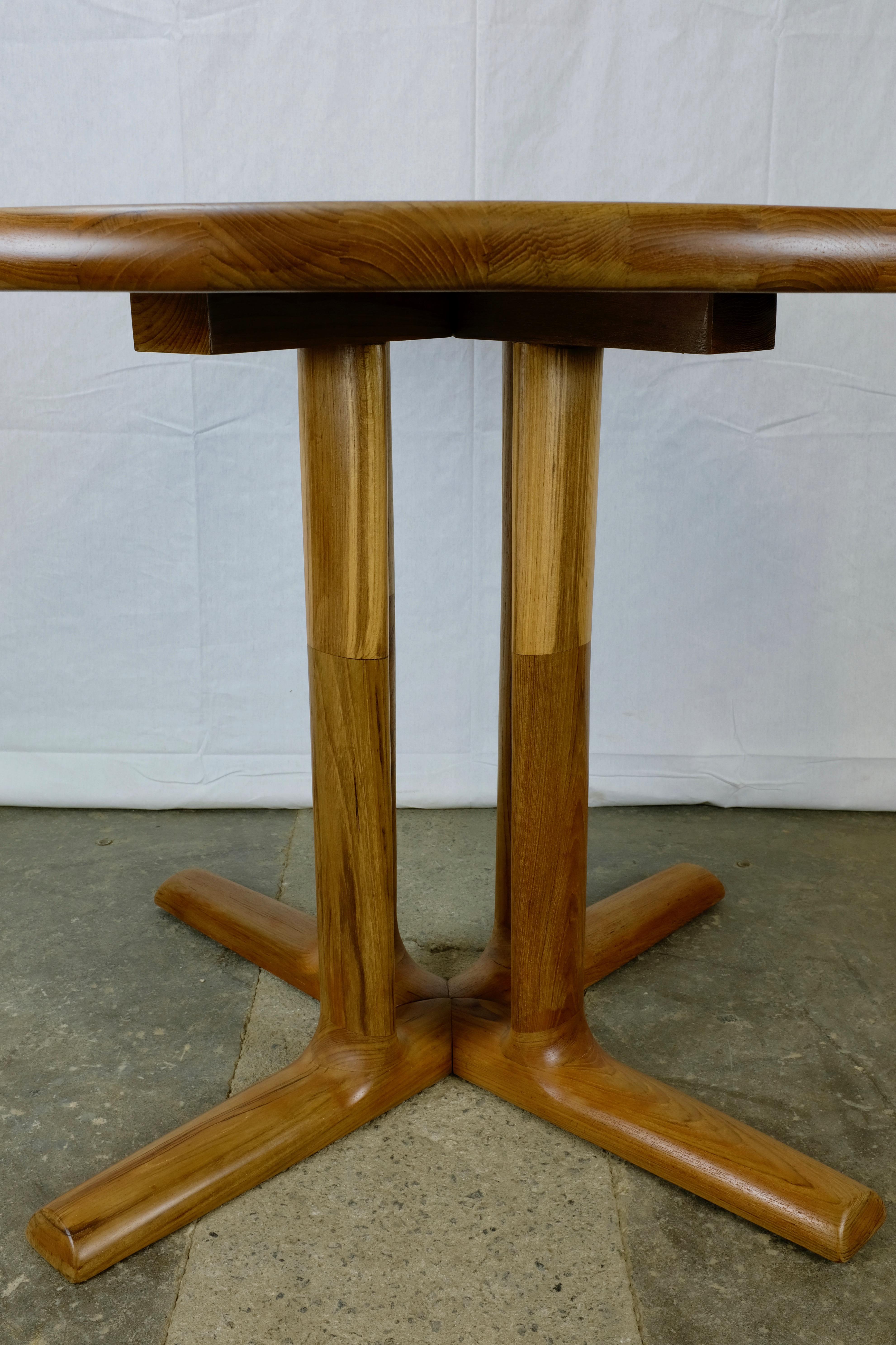 Mid-20th Century Danish Solid Teak Round Dining Table For Sale
