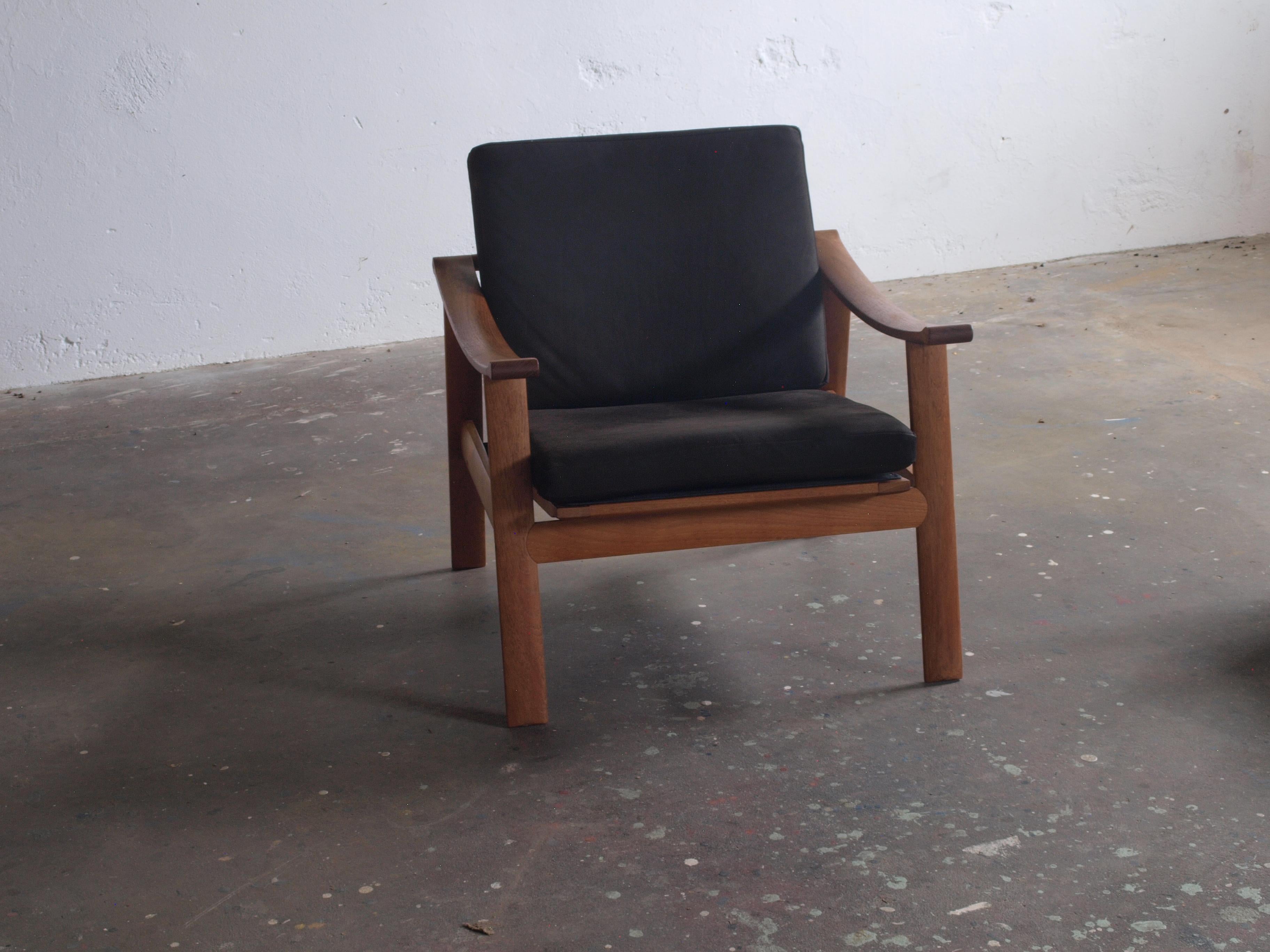 Mid-Century Modern Danish Spade Chairs in Teak in the style of Finn Juhl, 1960s For Sale