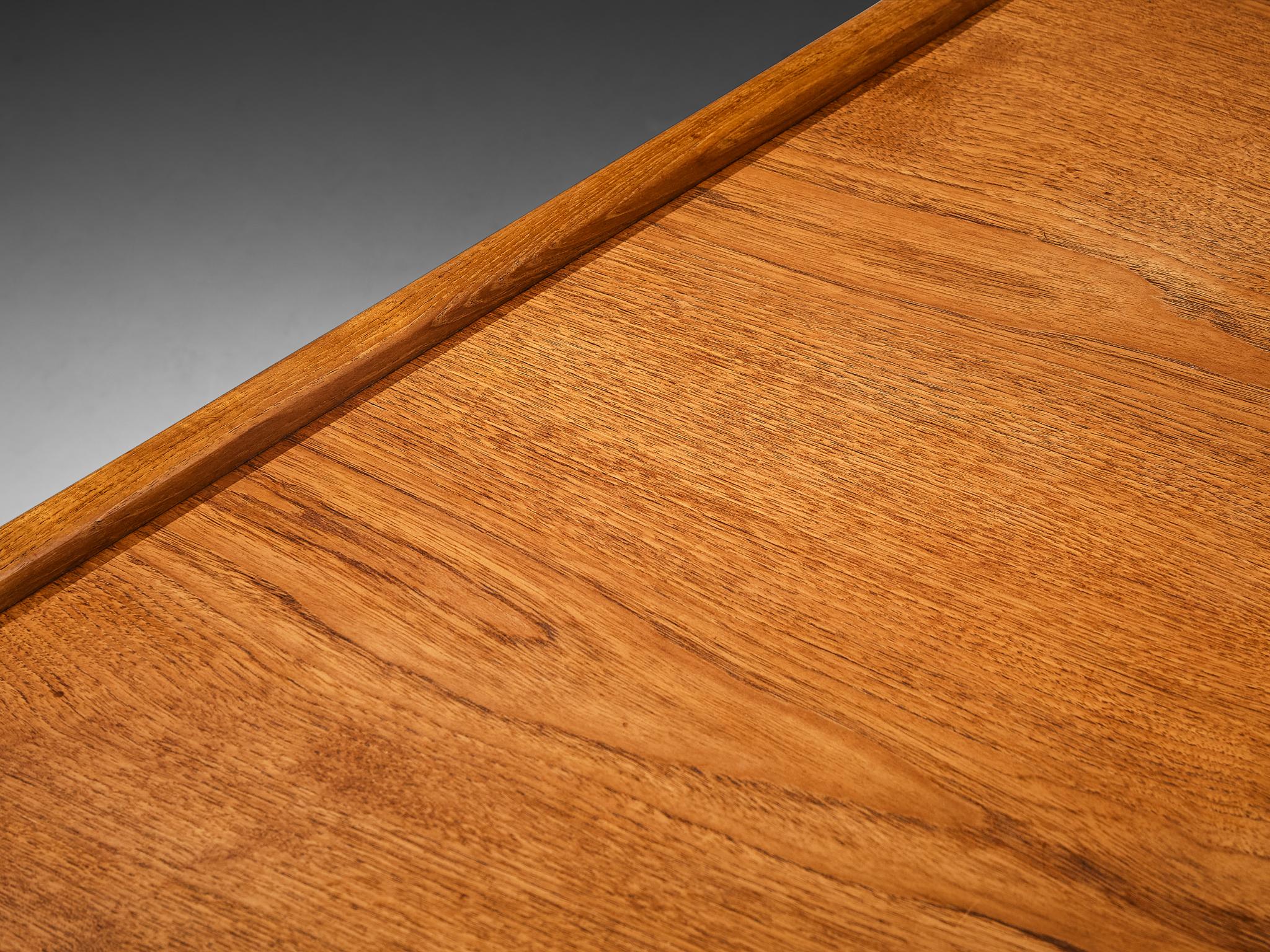 Dänischer quadratischer Couchtisch aus Teakholz im Angebot 2