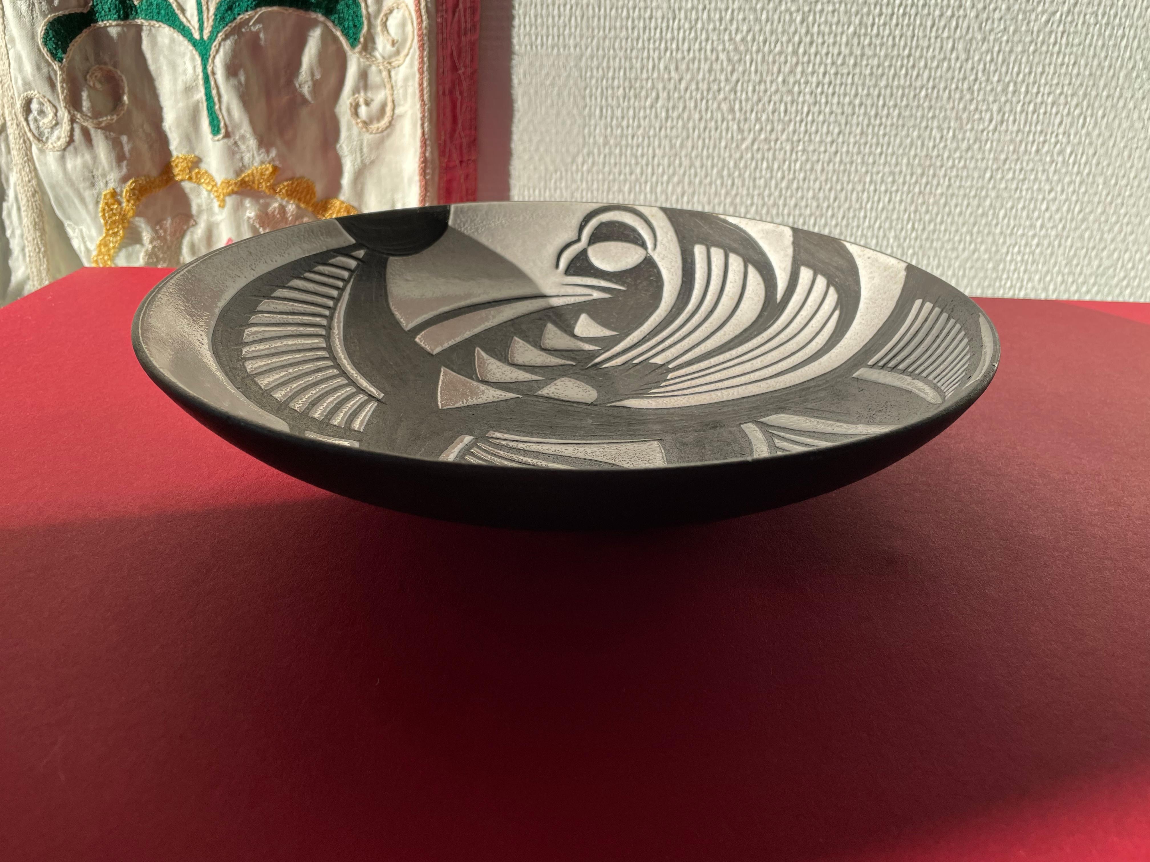 Danish Starck Tribal Large Ceramic Hand-carved Black and White Plate, 1950s In Good Condition In Copenhagen, DK