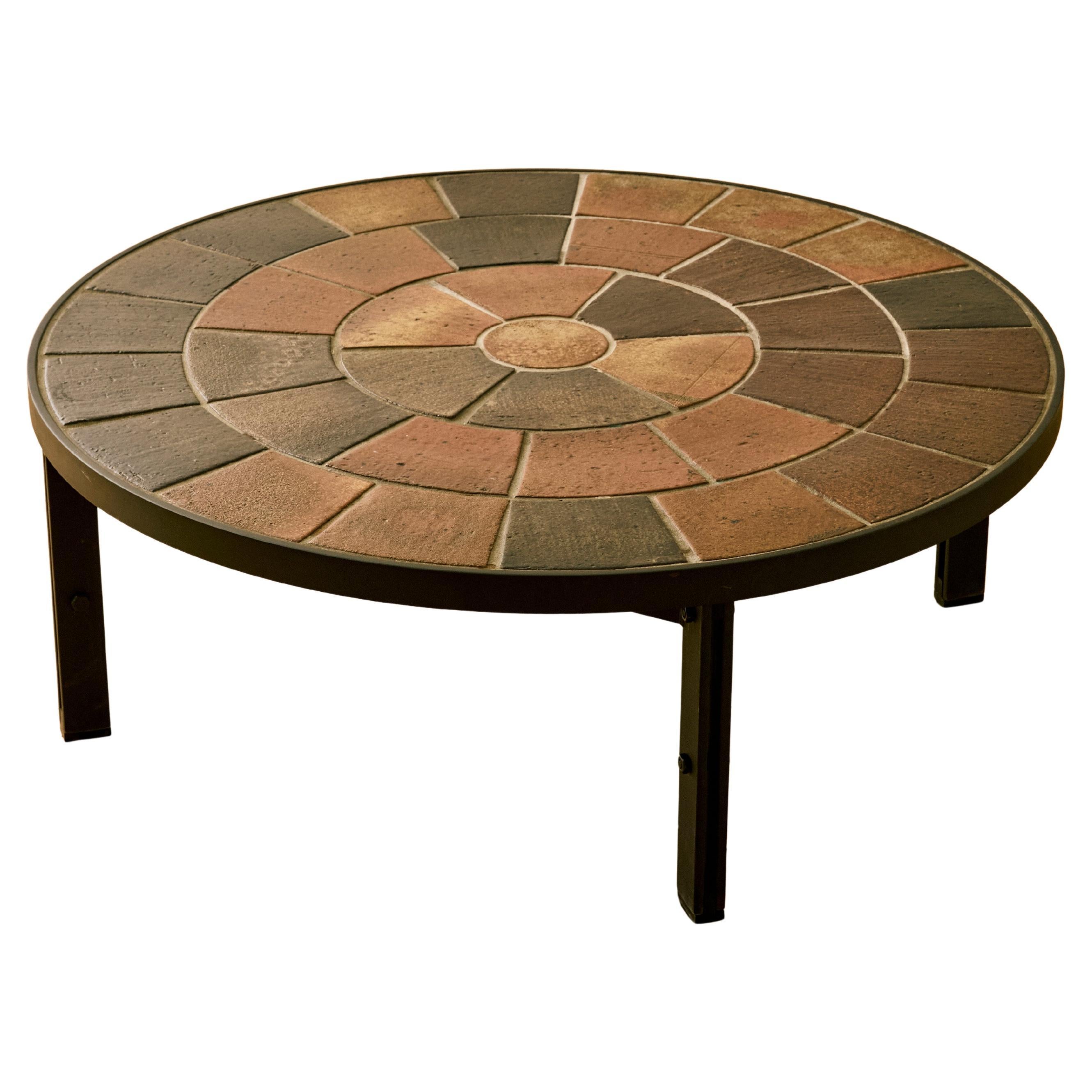 Table basse ronde danoise en acier et céramique par Britt Sallingboe