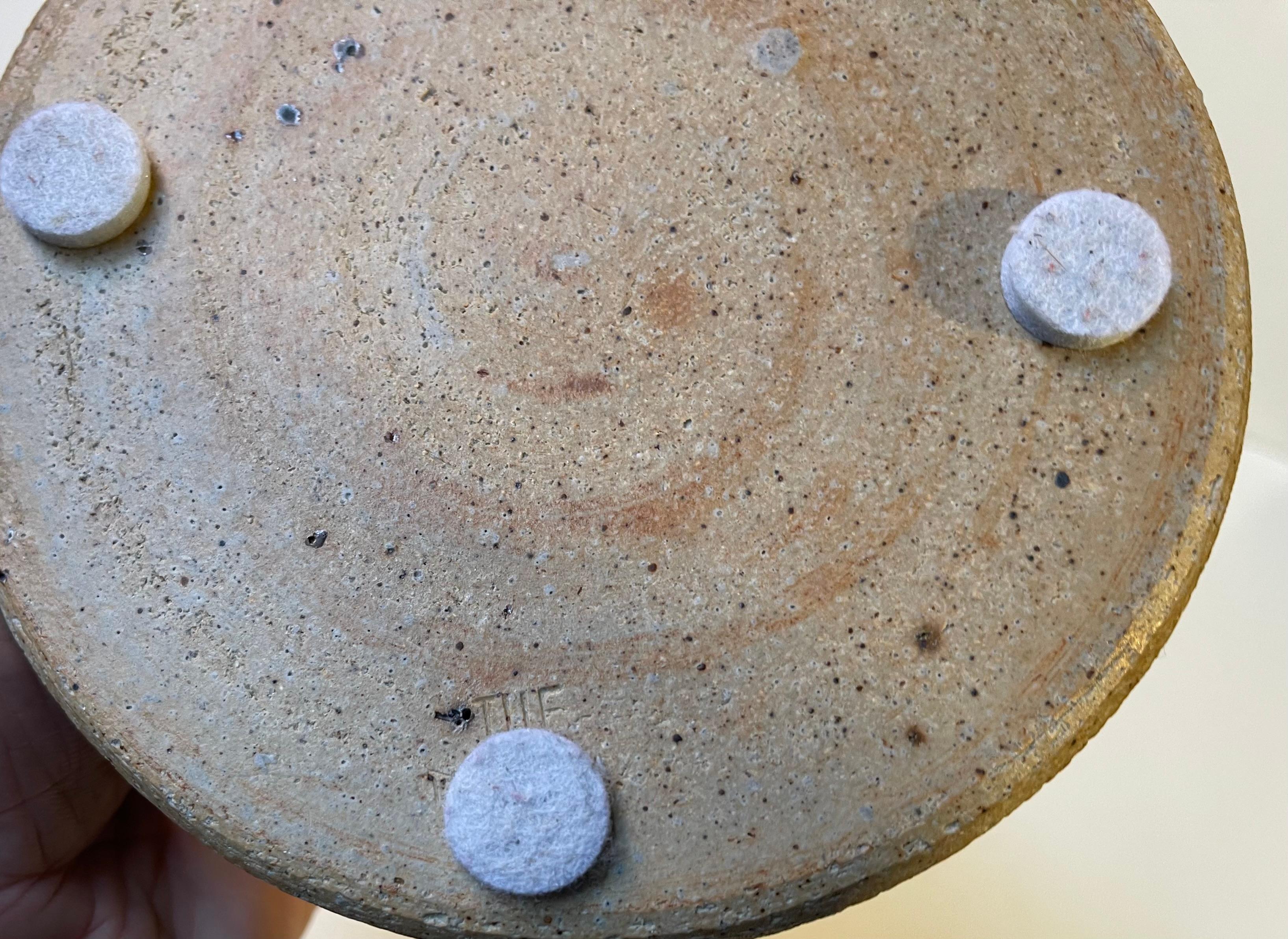 Danois Plat danois en grès avec glaçure en spirale par Tue Poulsen, 1970 en vente