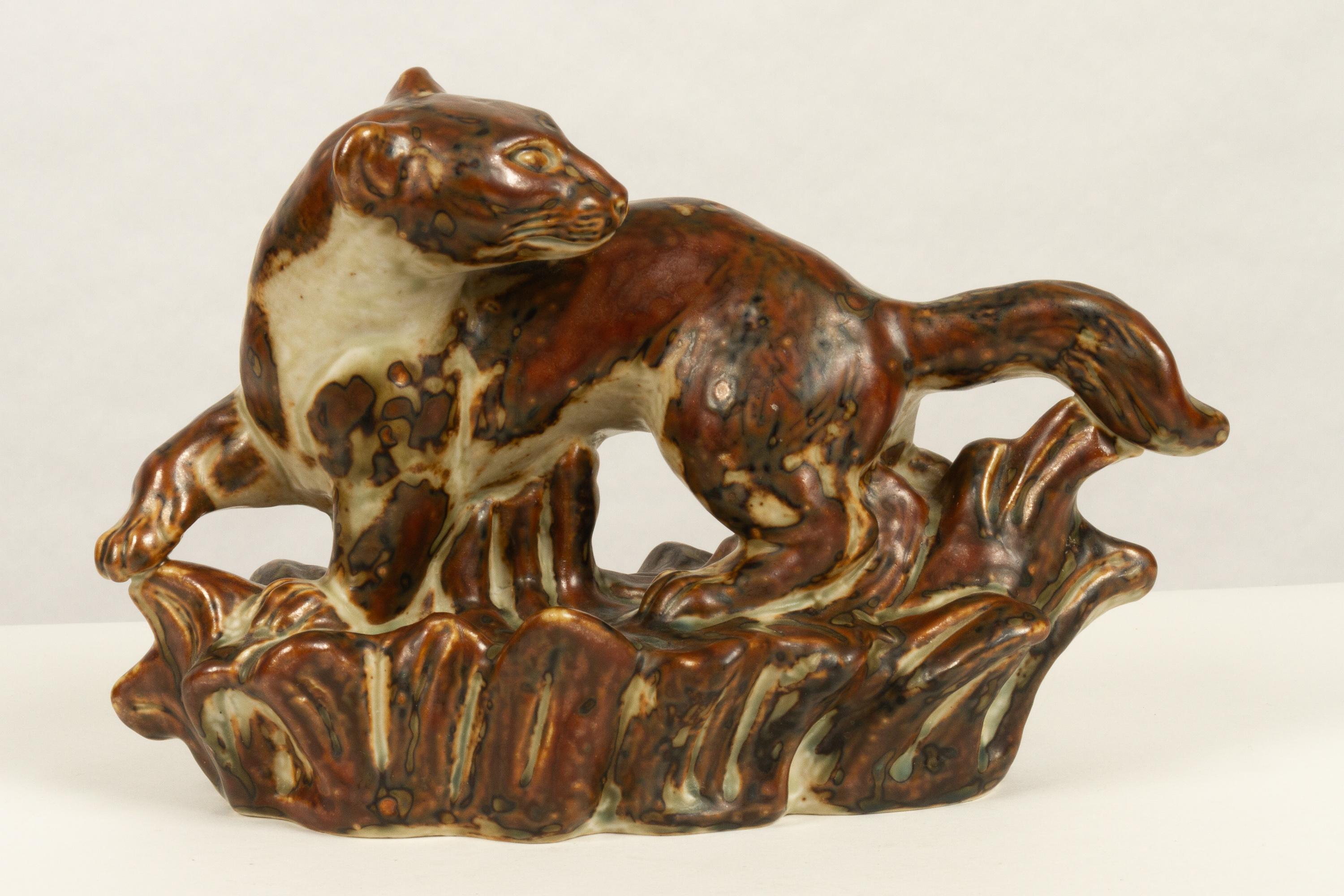 Danish Stoneware Stoat Figurine by Knud Kyhn for Royal Copenhagen, 1970s In Good Condition For Sale In Asaa, DK
