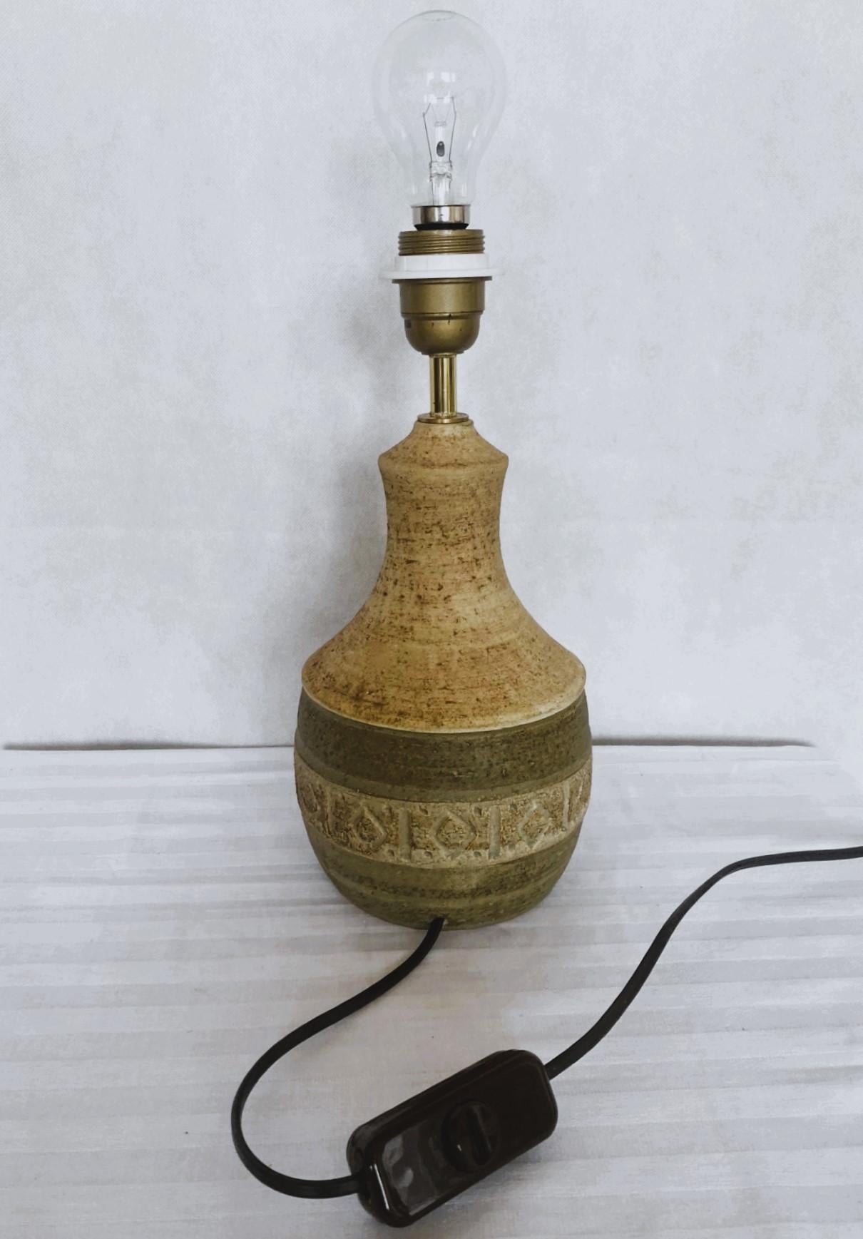 Danish Stoneware Table Lamp with Pleated Shade by Chris Haslev, Denmark, 1960s For Sale 9