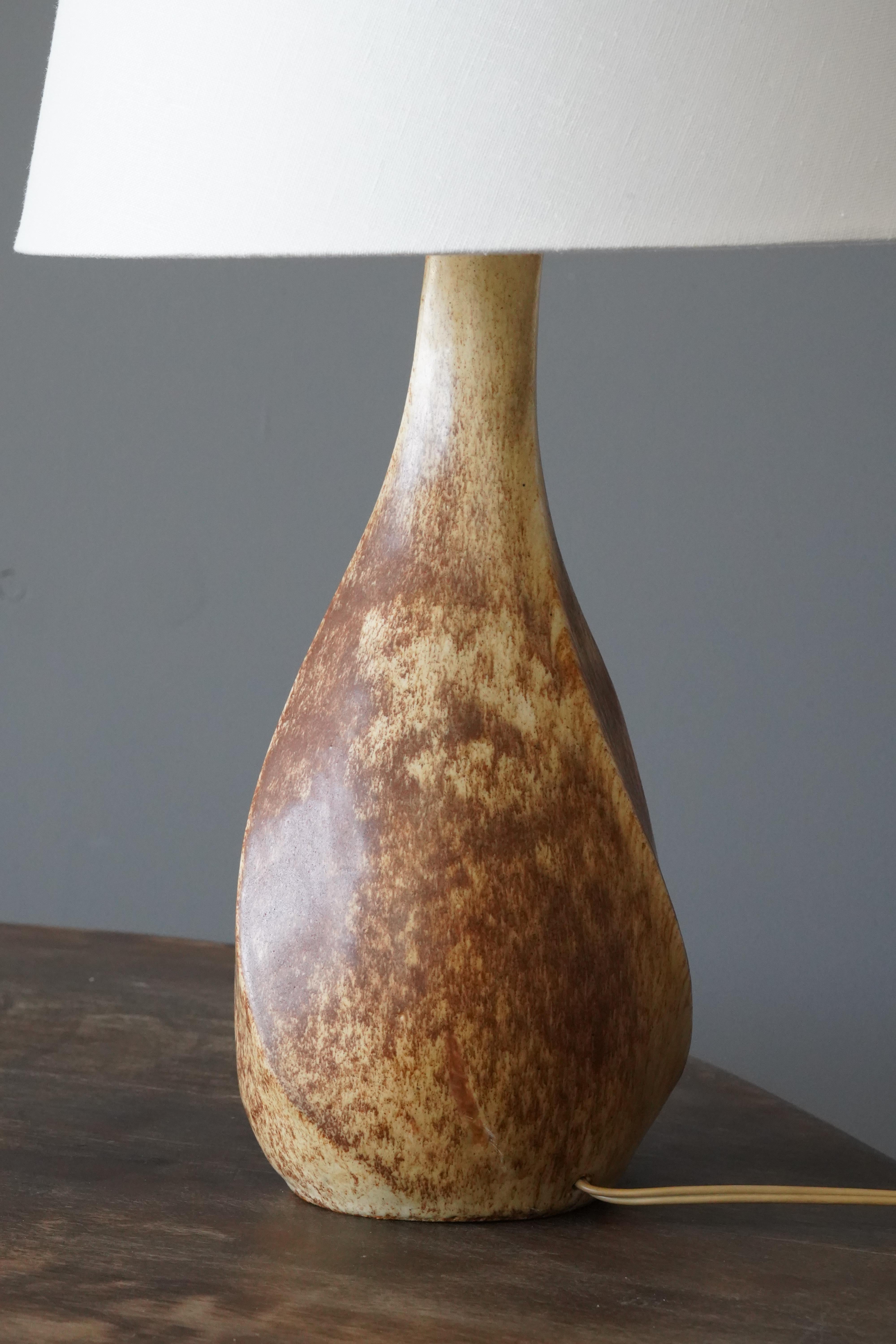 Scandinavian Modern Danish Studio Potter, Freeform Table Lamp, Brown Stoneware, Denmark, c. 1960s