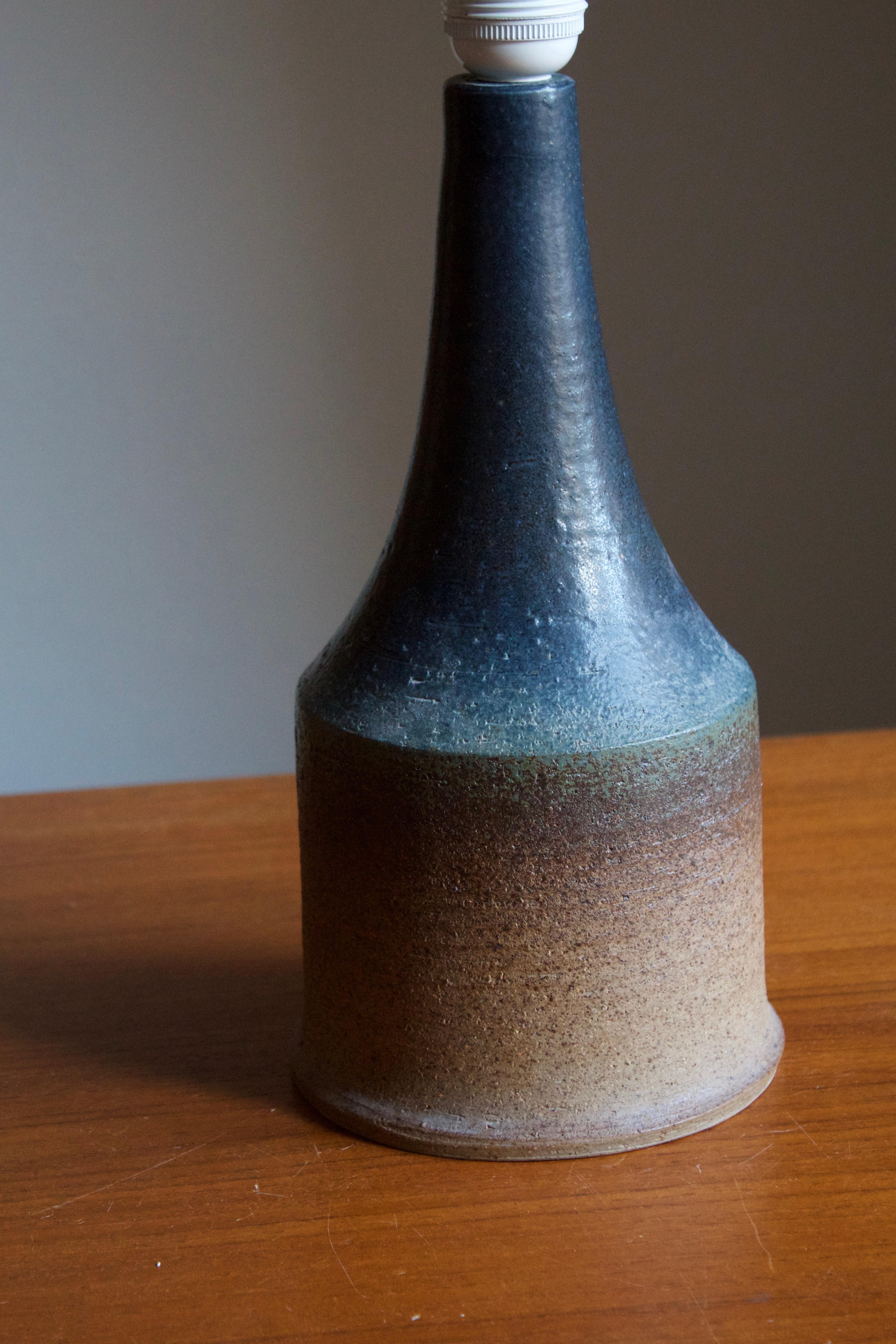 Danish Studio Potter, Table Lamp, Blue Semi-Glazed Stoneware, Denmark, 1960s In Good Condition In High Point, NC