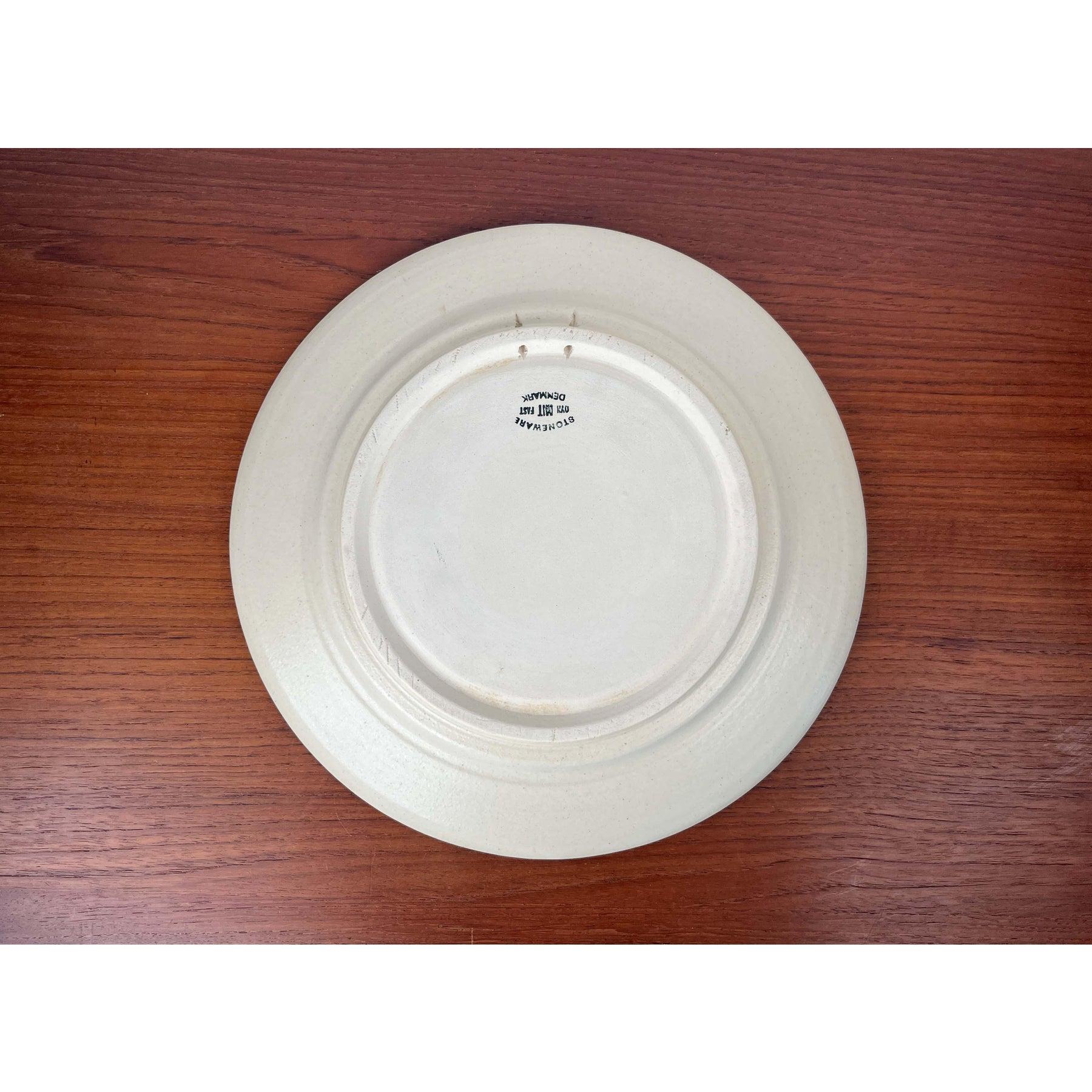 Danish Studio Pottery Wall Plate with Flower Design from Mit Stoneware, 1960s For Sale 6