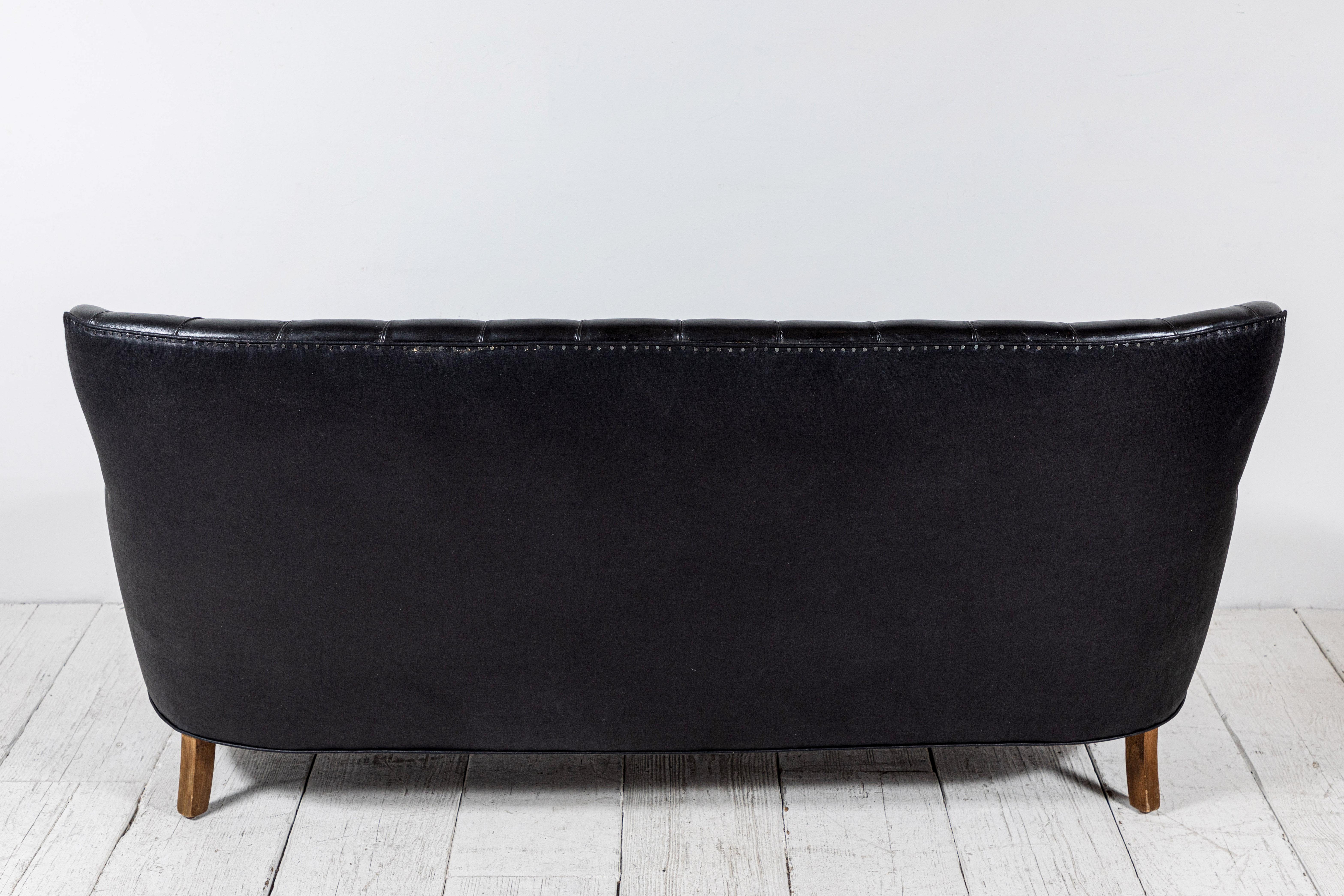 European Danish Style Black Leather Tufted Settee