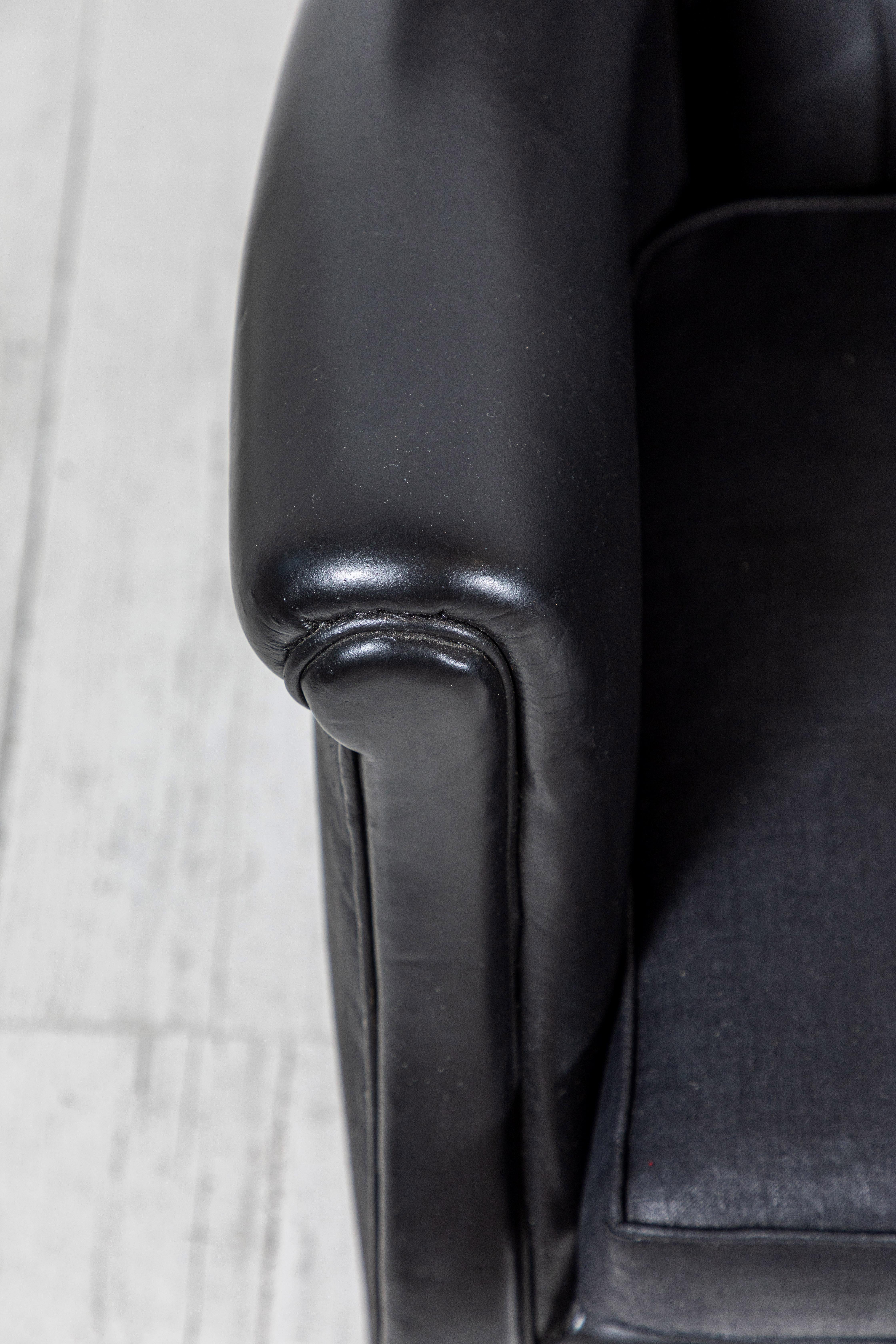 Danish Style Black Leather Tufted Settee 3