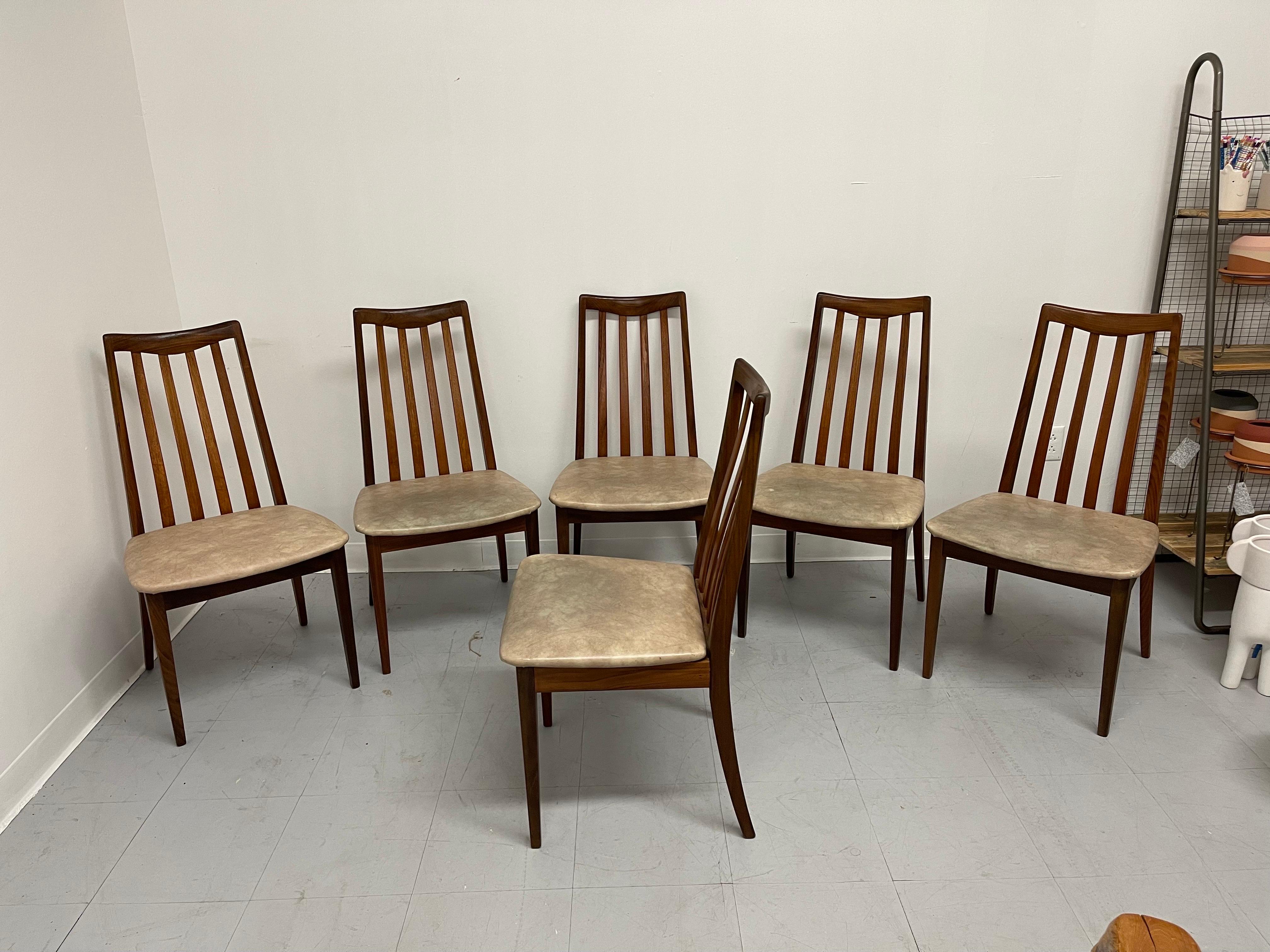 Mid-Century Modern Danish Style Ladder Back Dining Chairs, Set of 6 For Sale