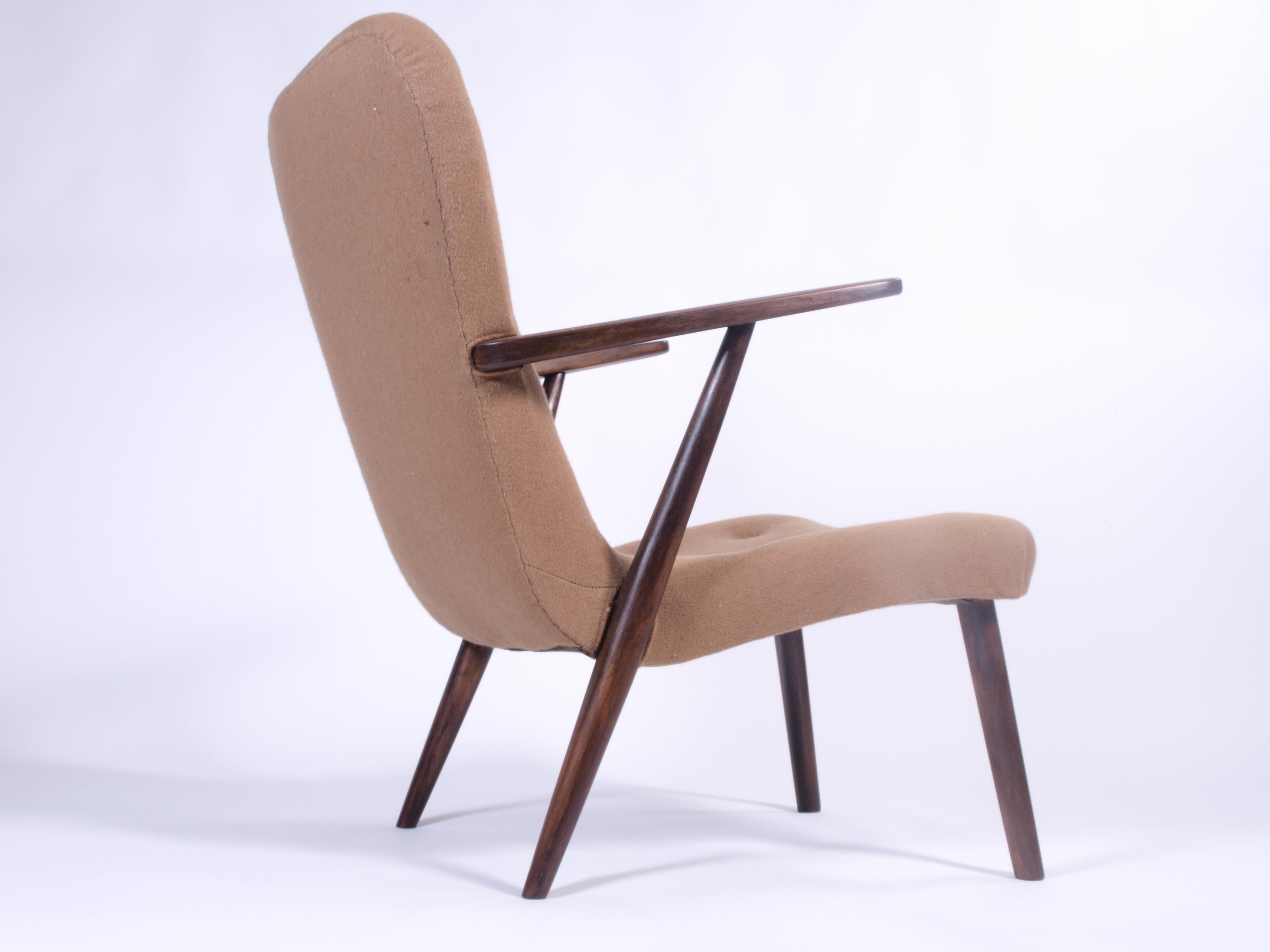 Danish Style of Arctander or Schubell Mid-century Lounge Chair For Sale 5