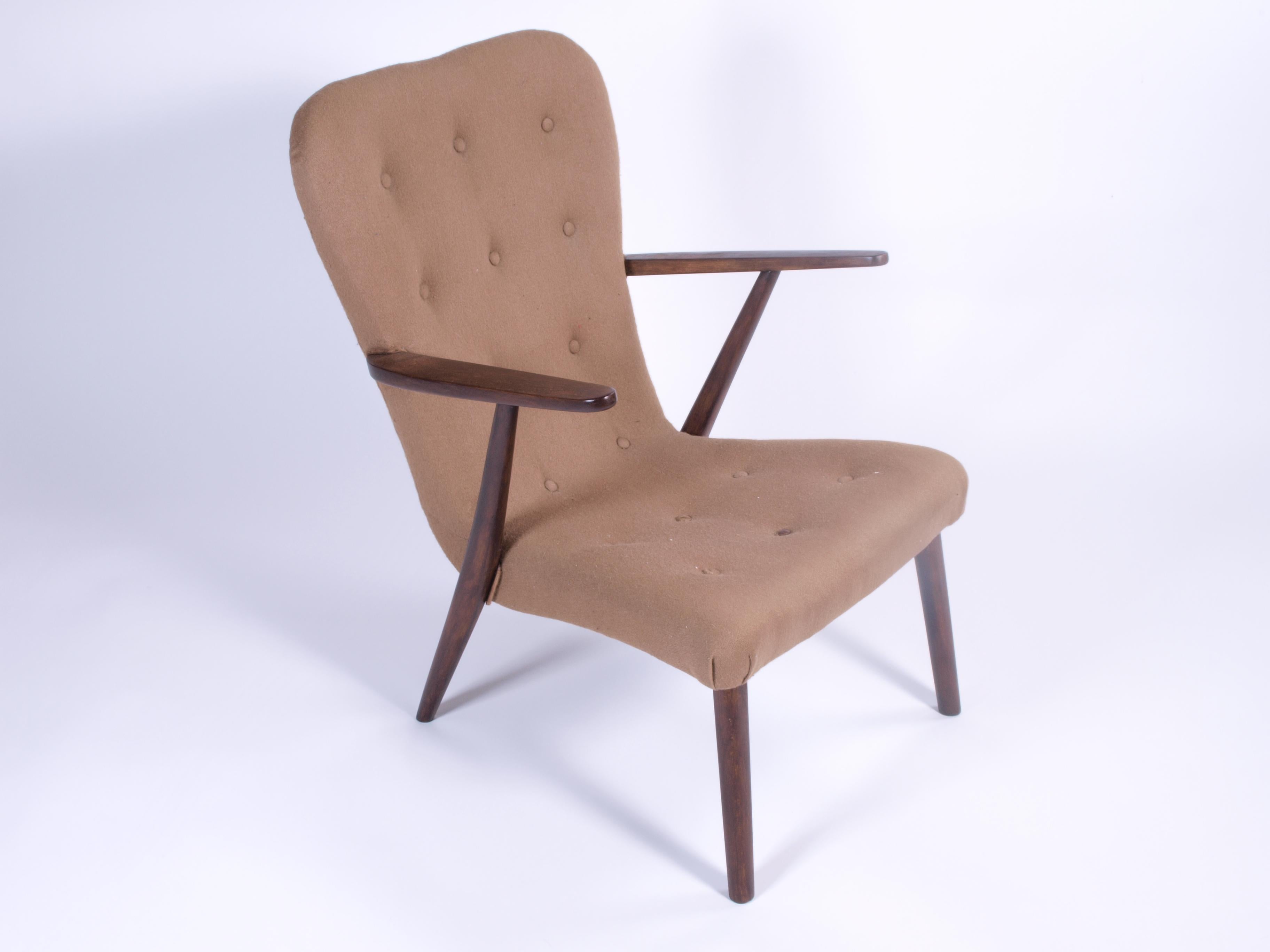 Mid-Century Modern Danish Style of Arctander or Schubell Mid-century Lounge Chair For Sale